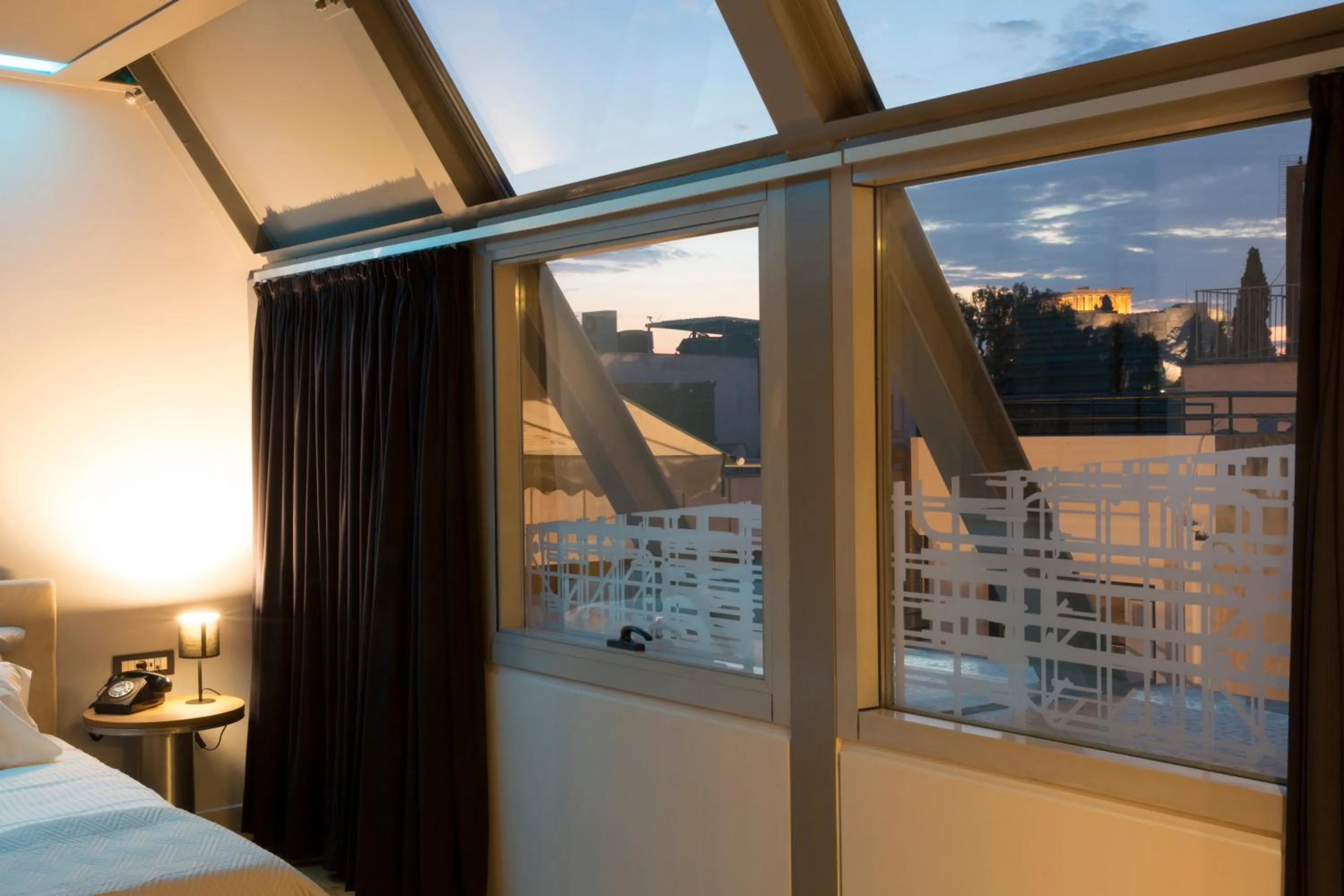 Other, Bed in Pi Athens