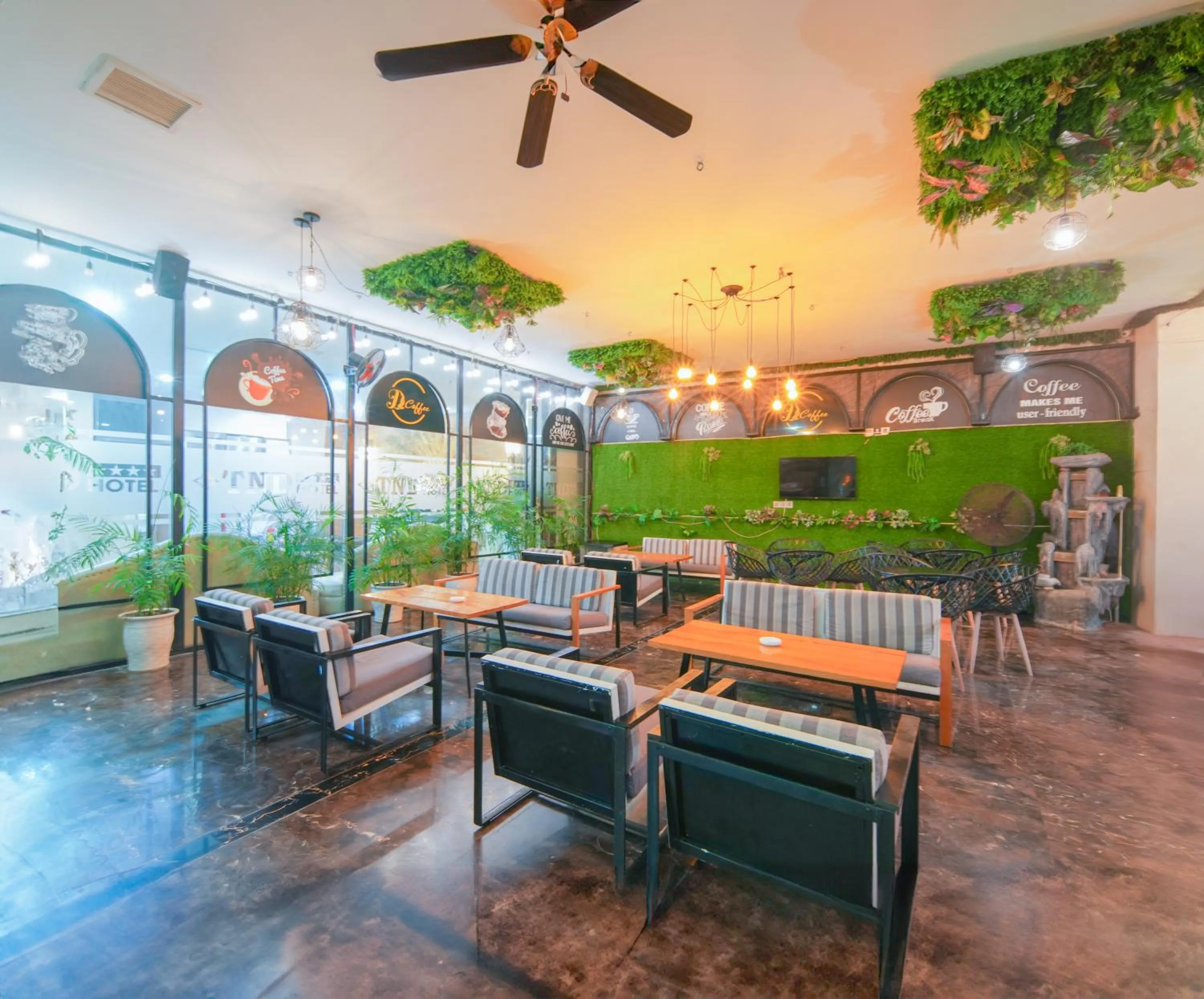 Coffee/tea facilities in TND Hotel