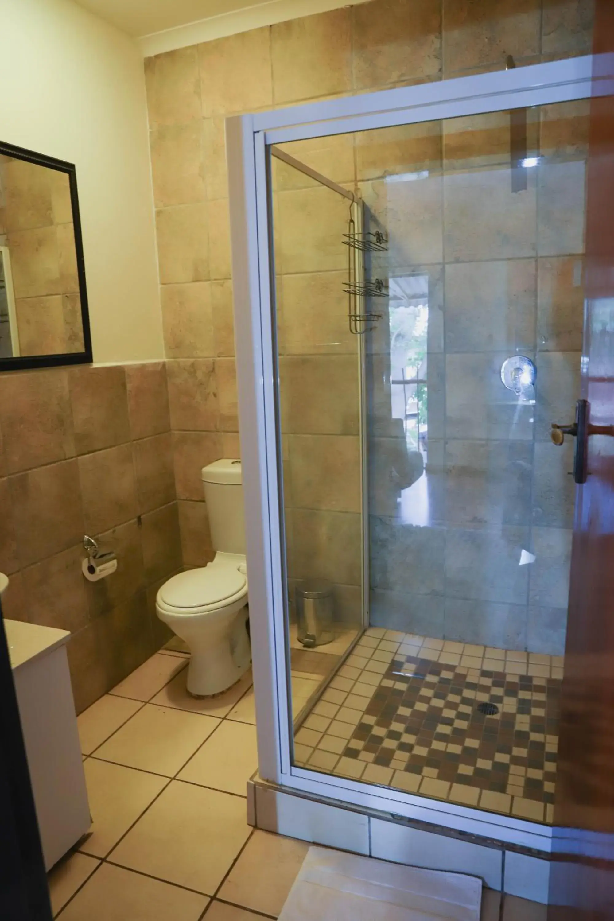 Economy Queen Room - single occupancy in Maroela Guest Lodge Economy Queen Room - single occupancy in Maroela Guest Lodge