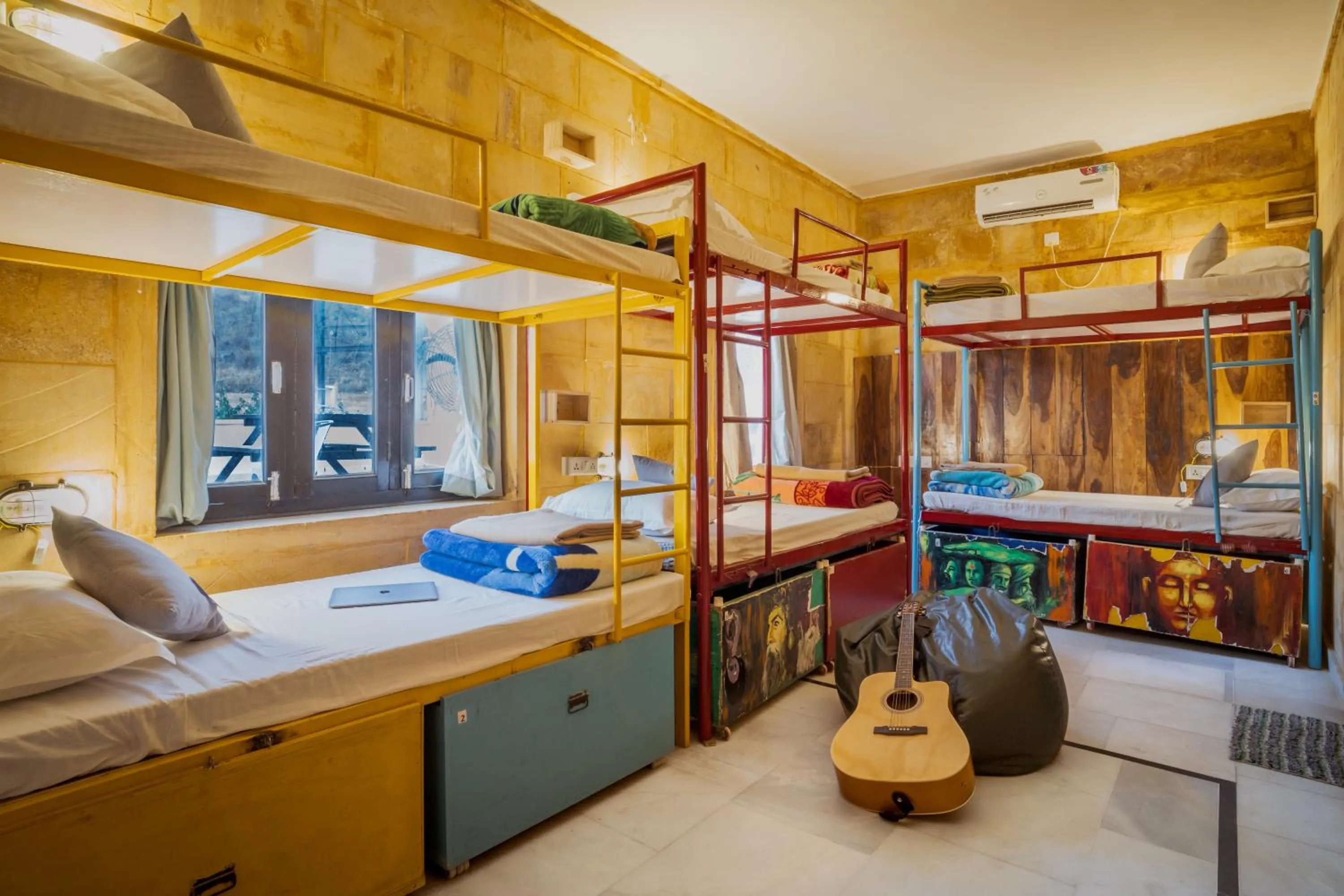 bunk bed, Bed in Moustache Jaisalmer