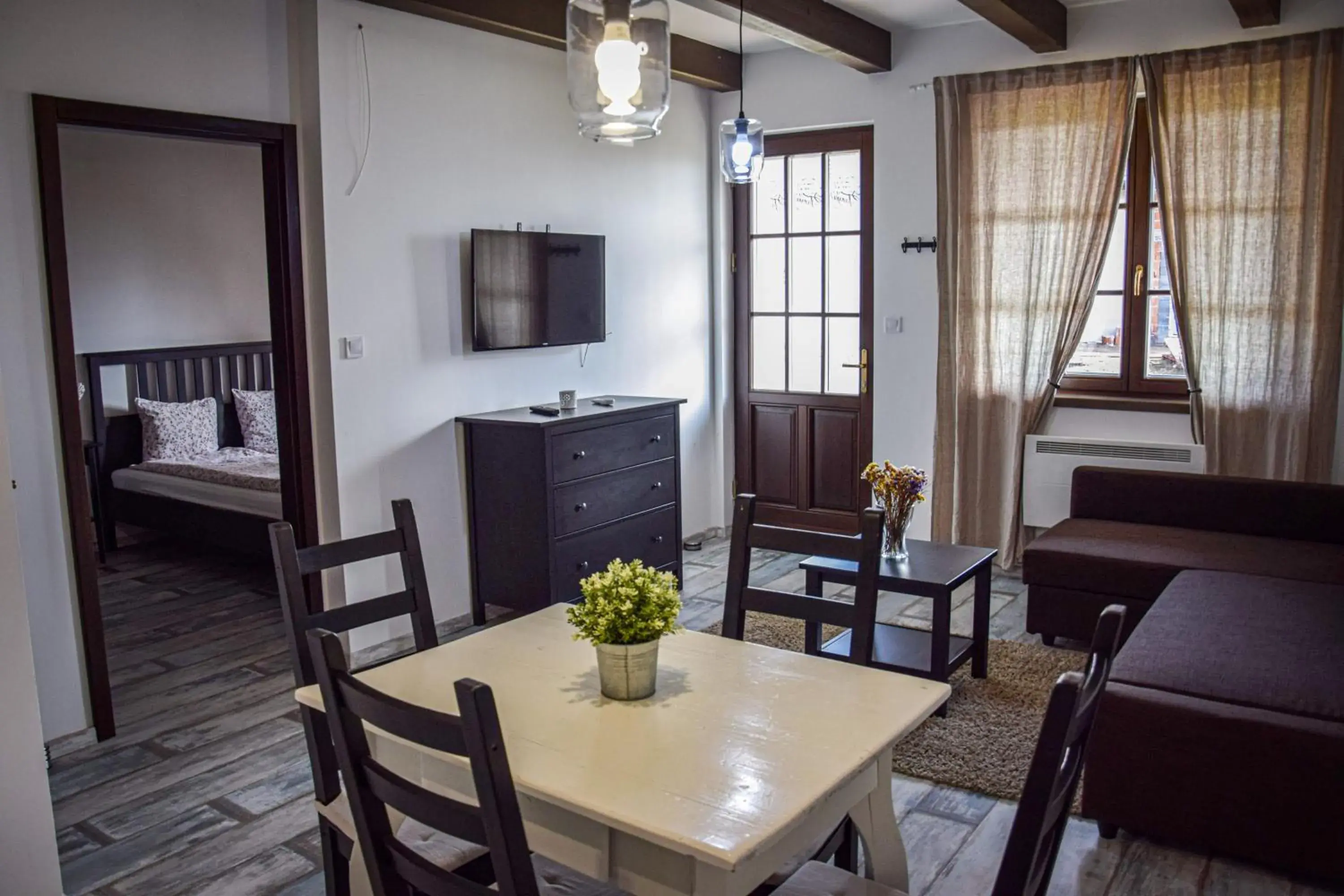 Family Room with Bathroom - single occupancy in Leveleki Vendégház - Egeres Tanya Family Room with Bathroom - single occupancy in Leveleki Vendégház - Egeres Tanya