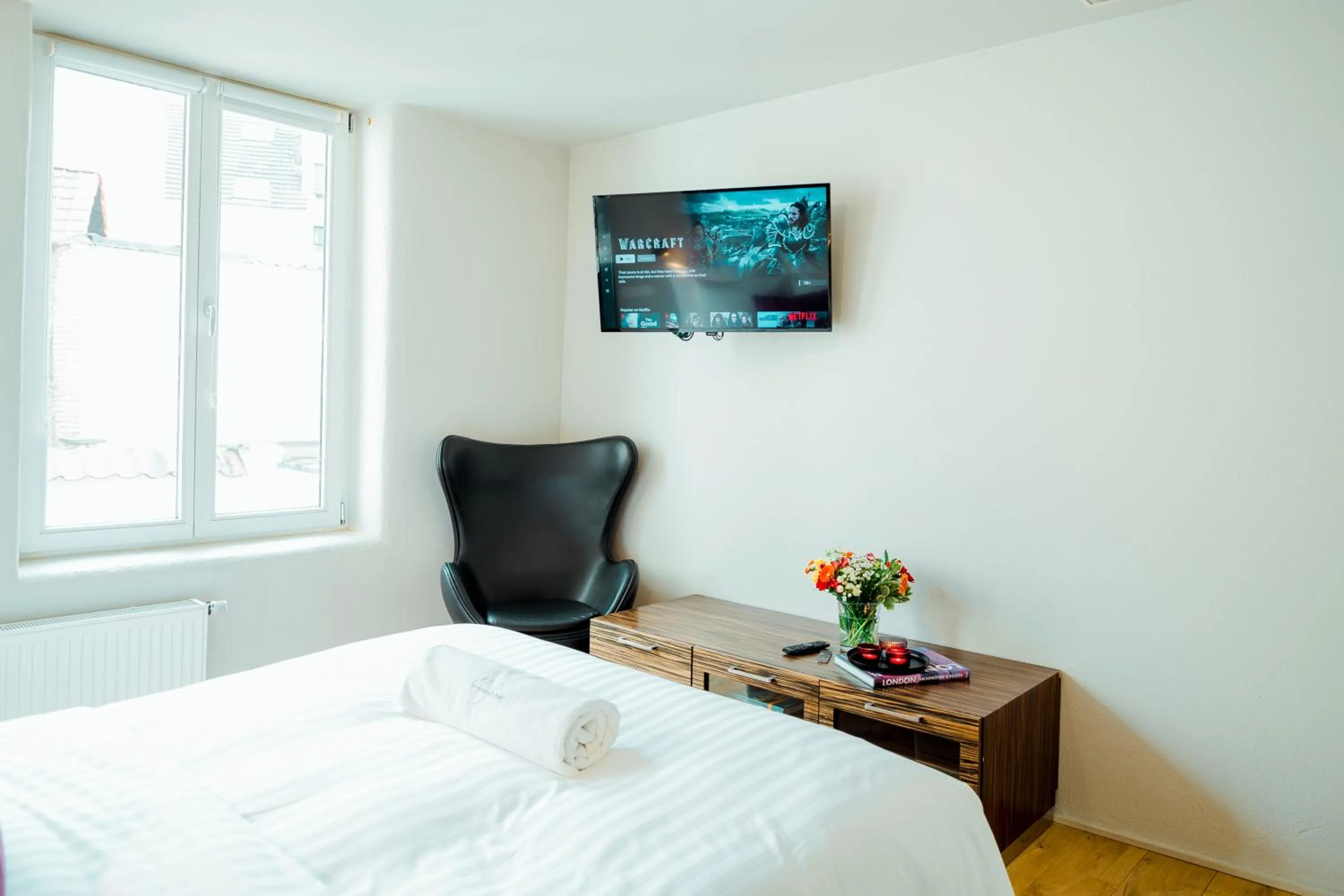 Bed in The House of Edward by Domani Hotels