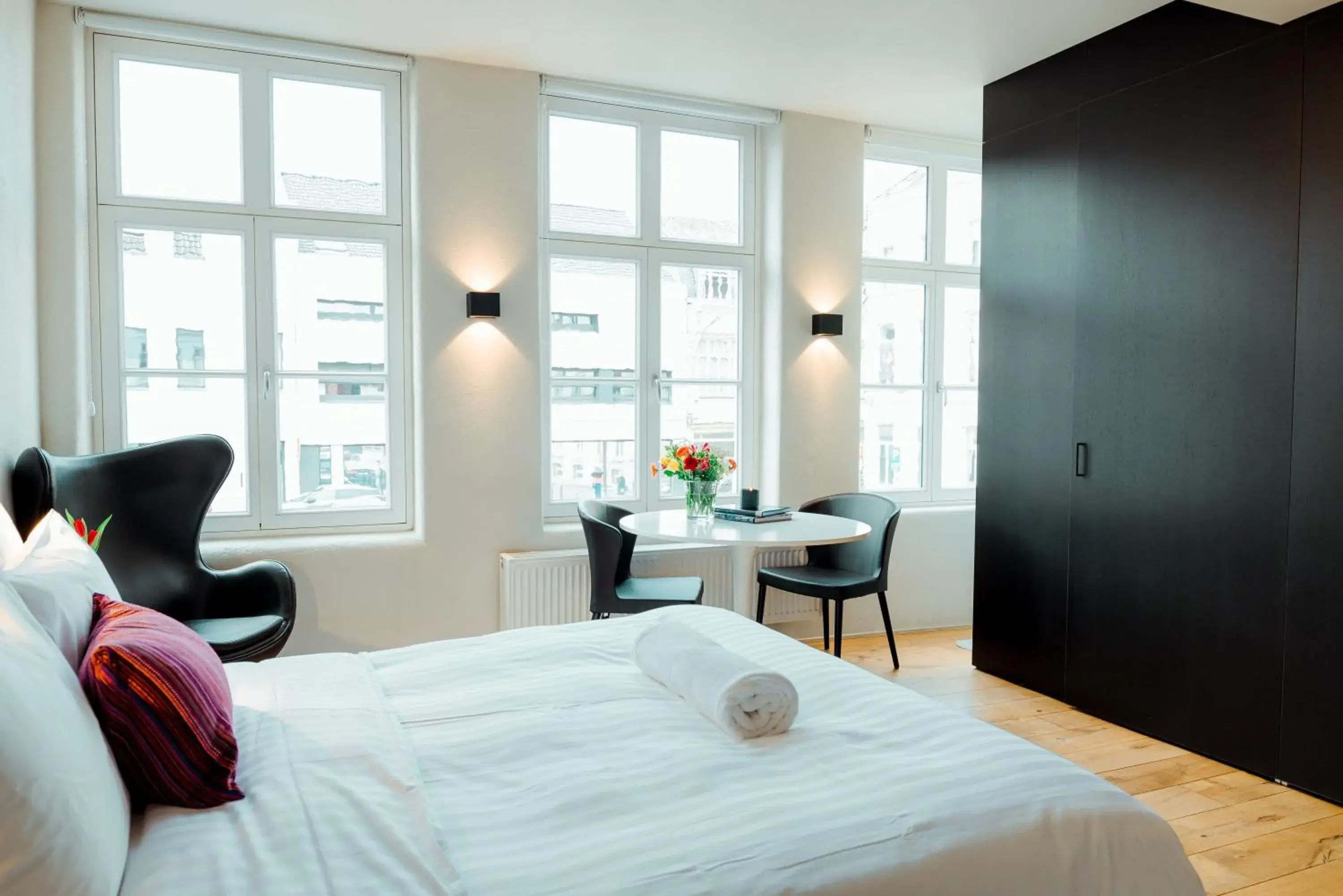 Bed in The House of Edward by Domani Hotels Bed in The House of Edward by Domani Hotels