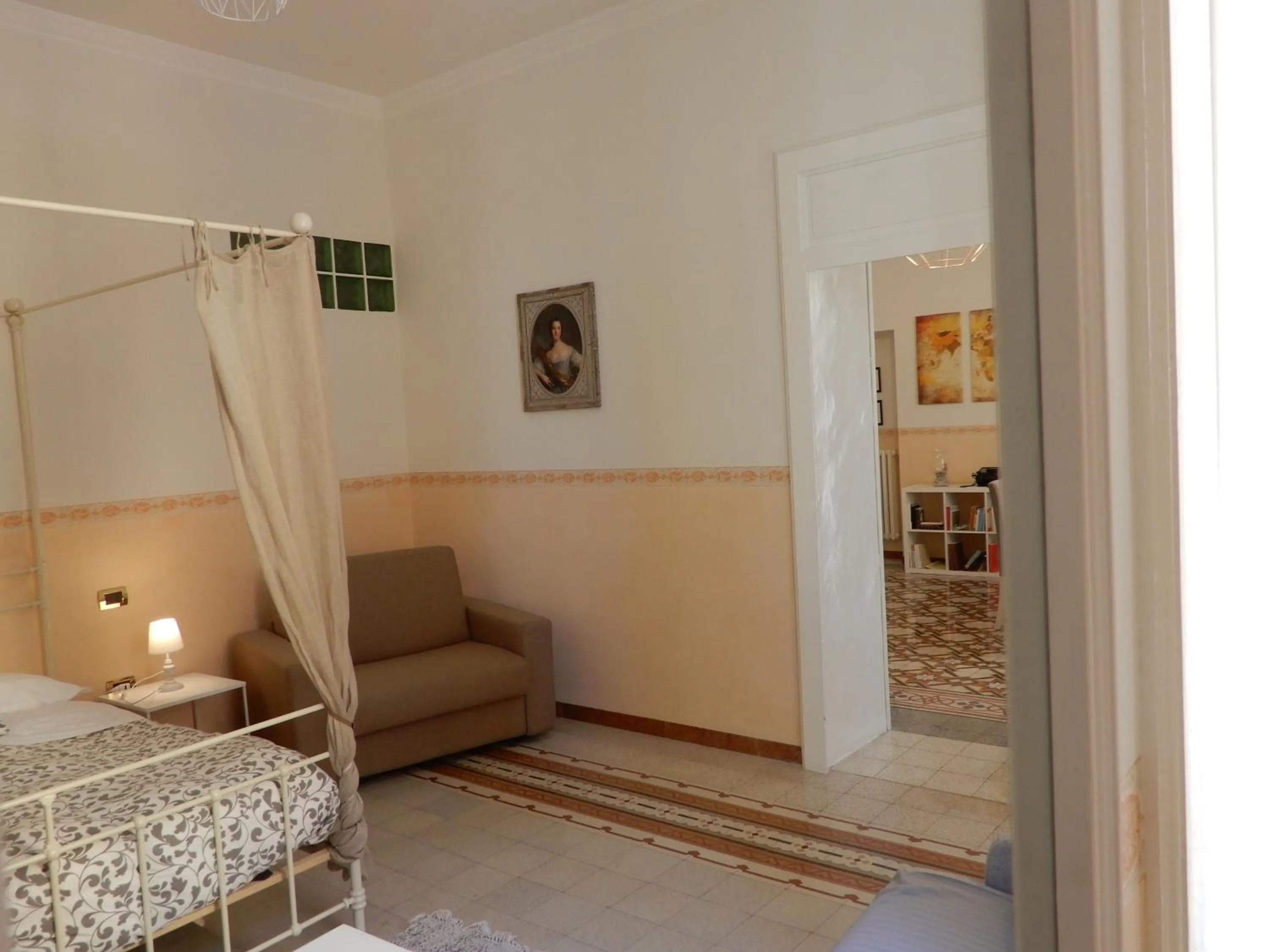 Bed in Luciano And Son