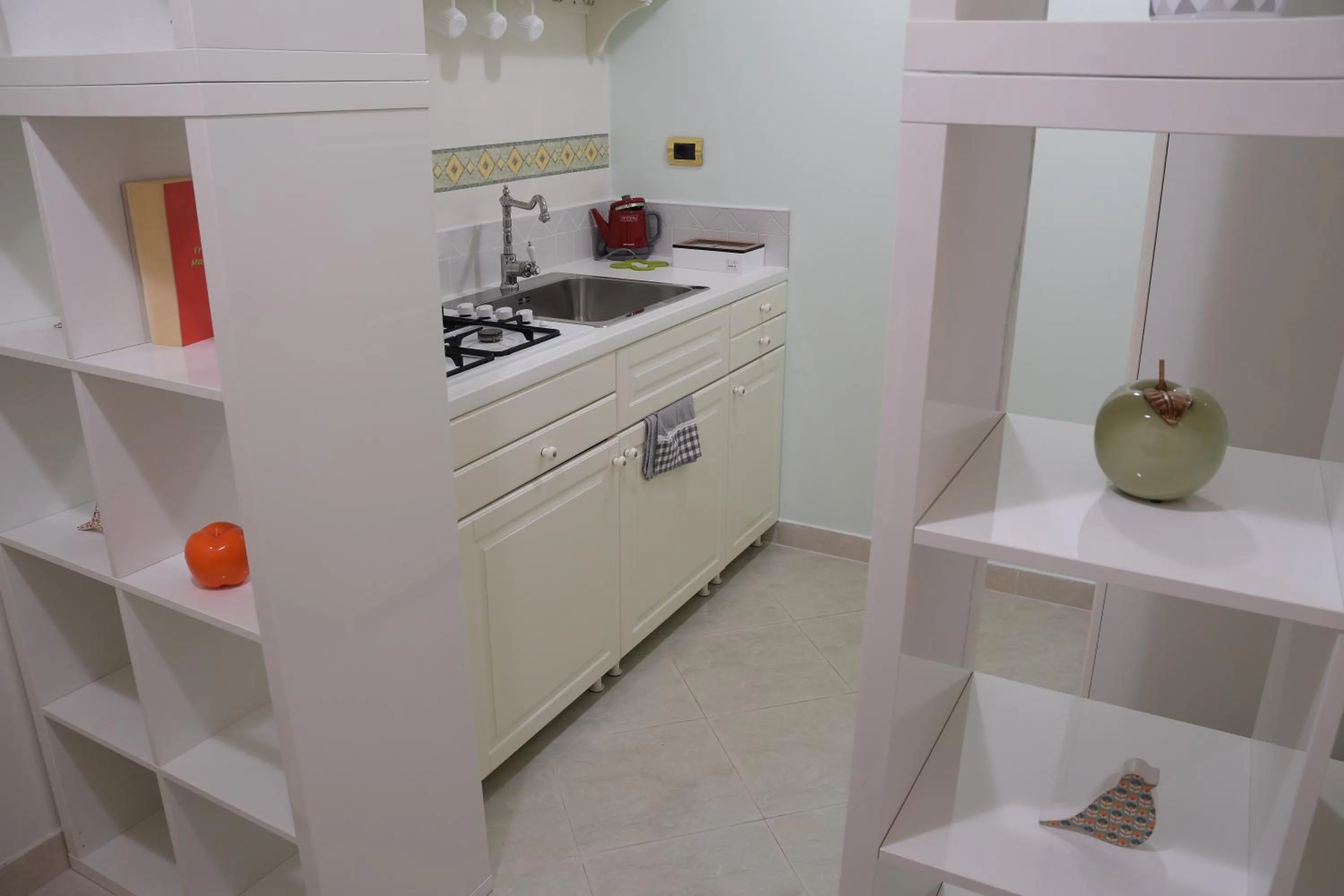 Coffee/tea facilities in Luciano And Son