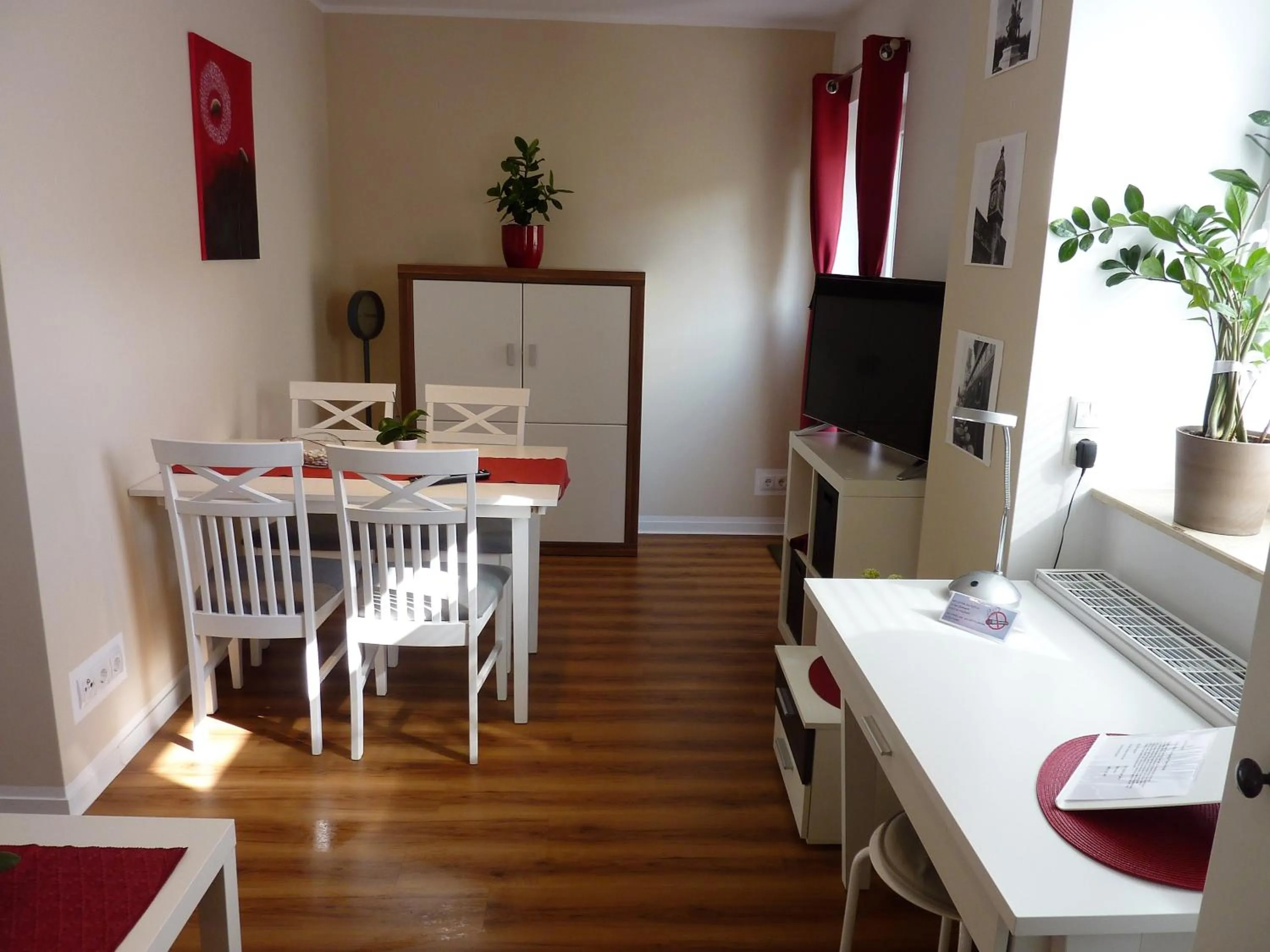 TV and multimedia in City Apartment Jena