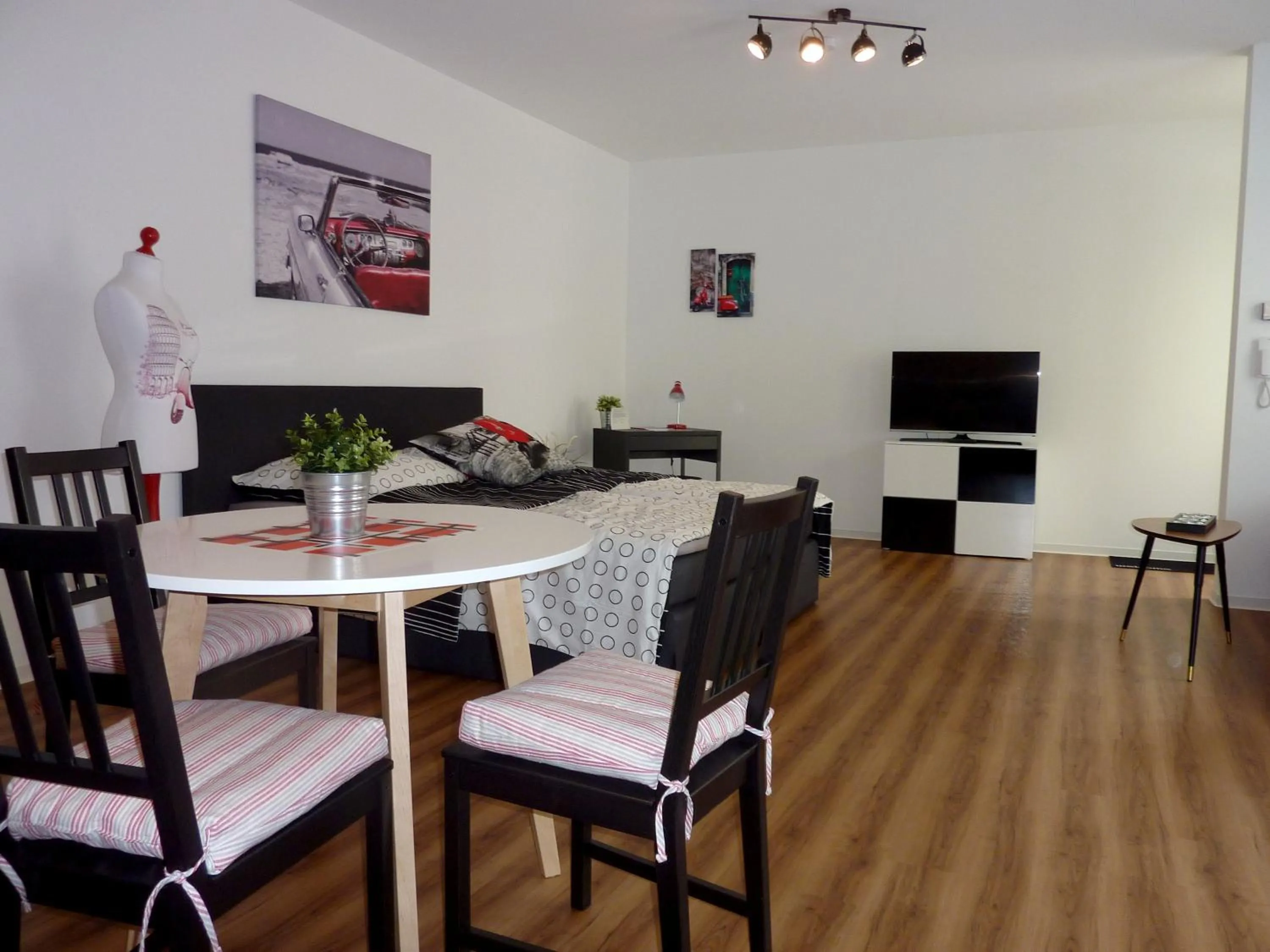 Photo of the whole room in City Apartment Jena