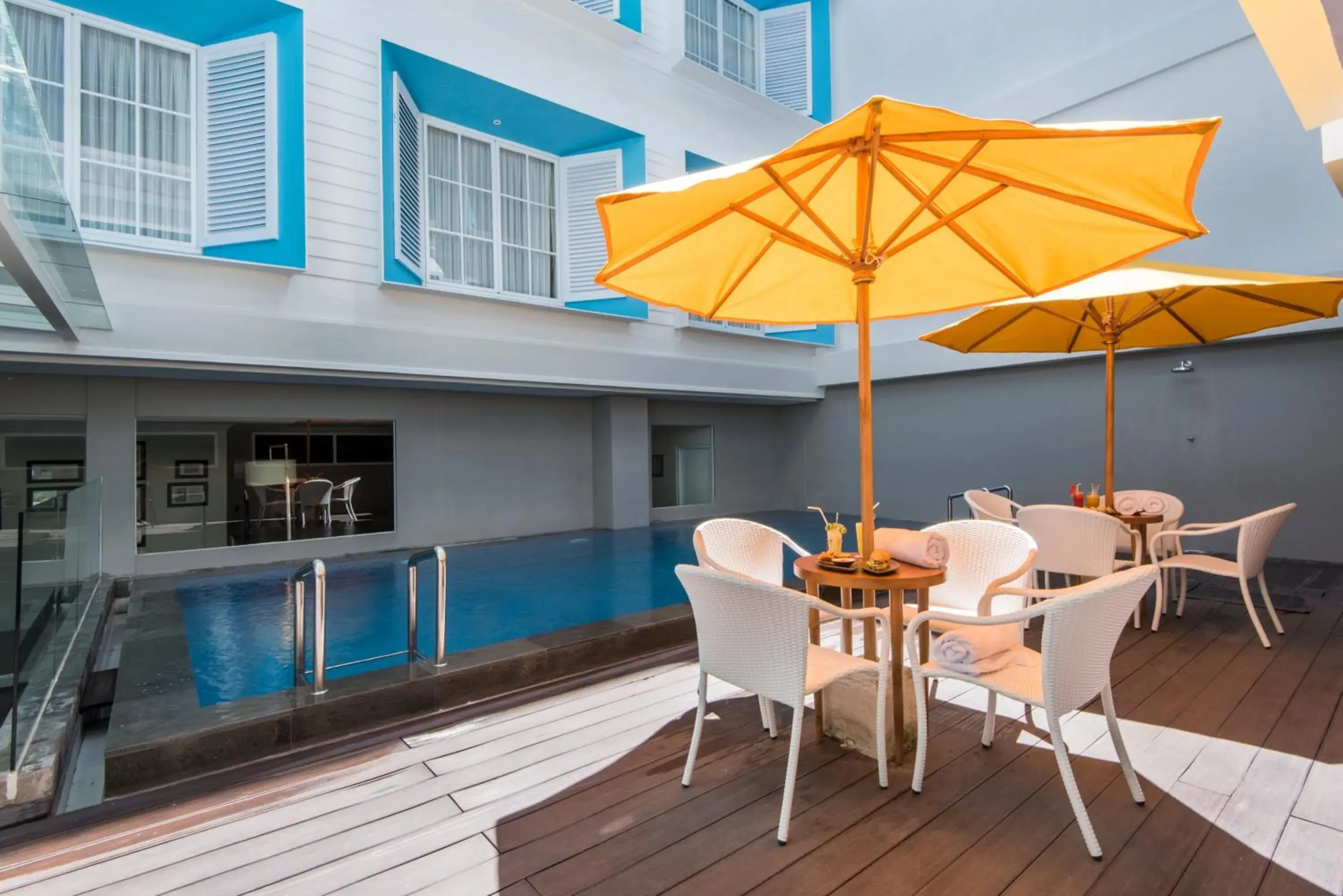 Swimming pool in Yan's House Hotel Swimming pool in Yan's House Hotel