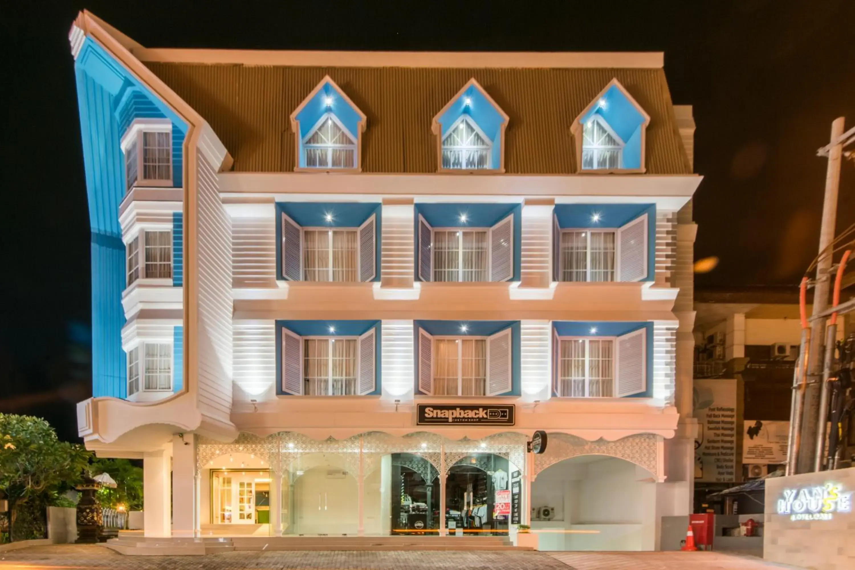 Facade/entrance in Yan's House Hotel Facade/entrance in Yan's House Hotel