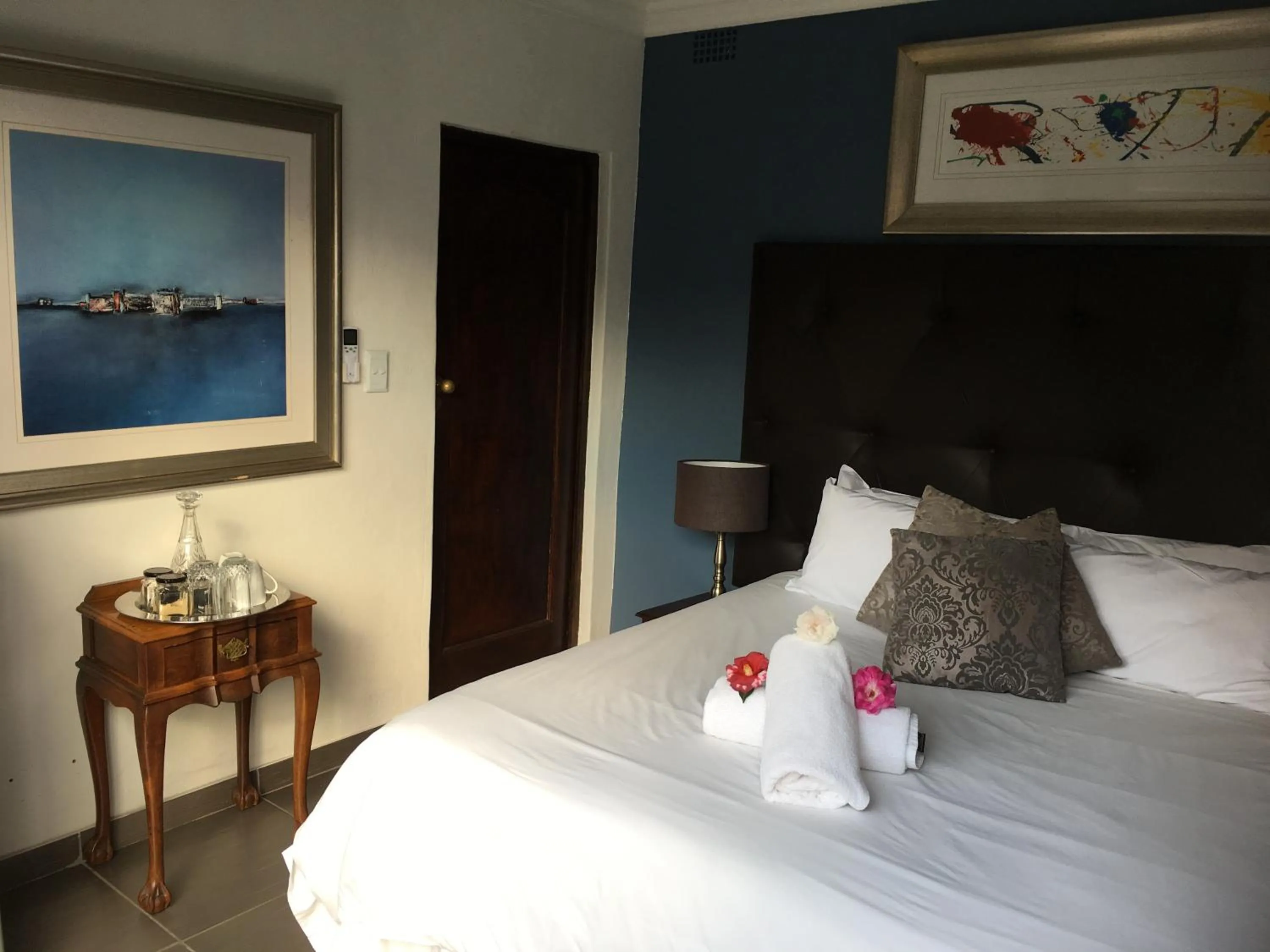 Bedroom, Bed in House on Morninghill