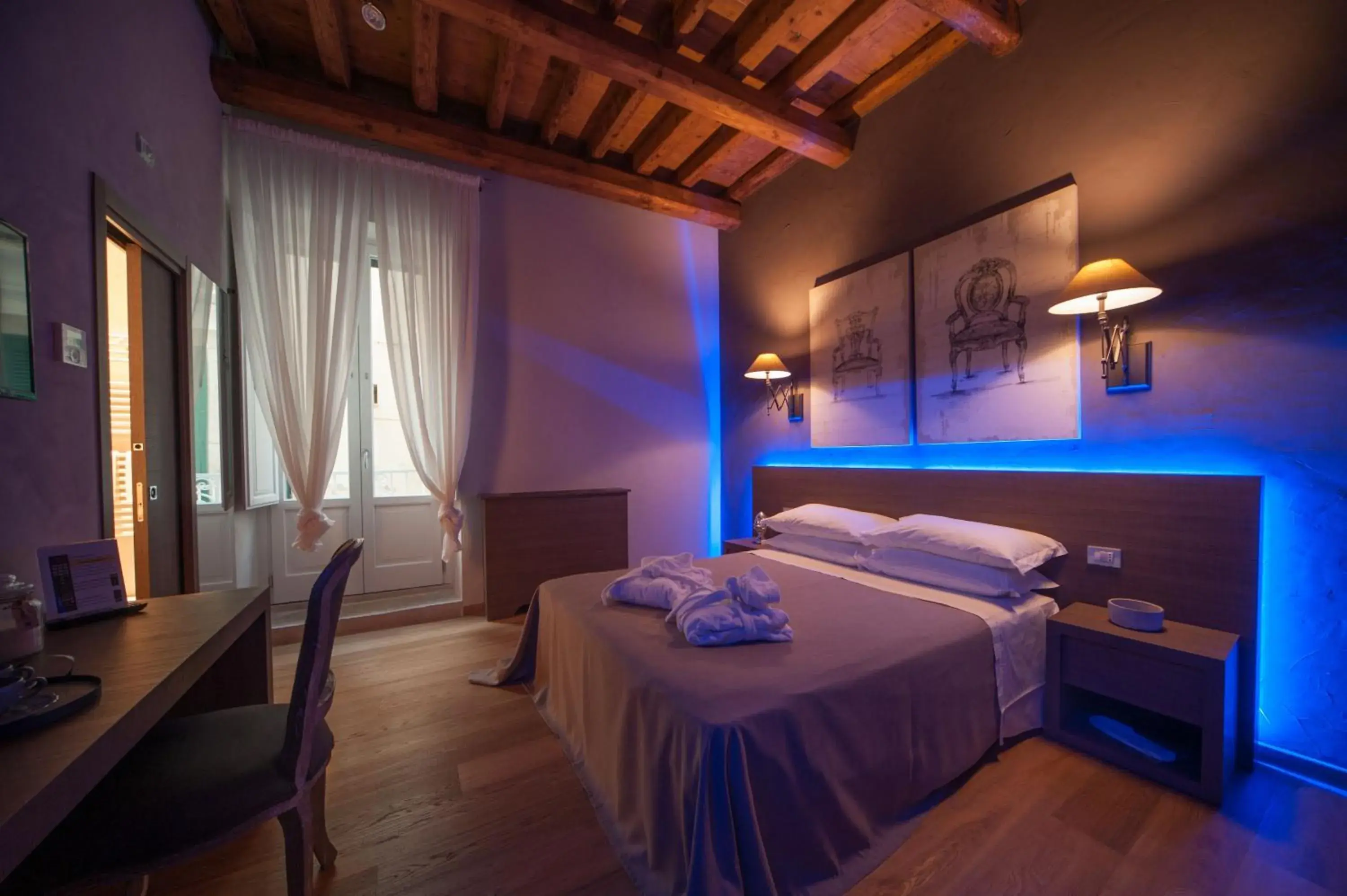 Deluxe Double Room with Balcony - single occupancy in Dimora Corteinfiore Deluxe Double Room with Balcony - single occupancy in Dimora Corteinfiore