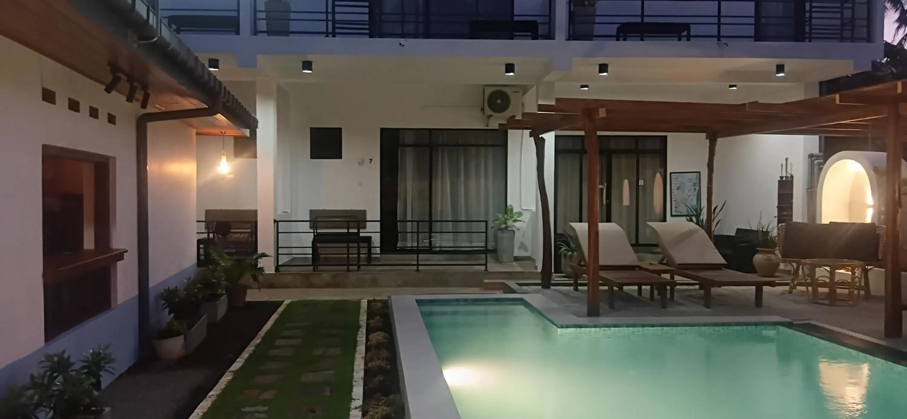 Swimming pool in SriMany