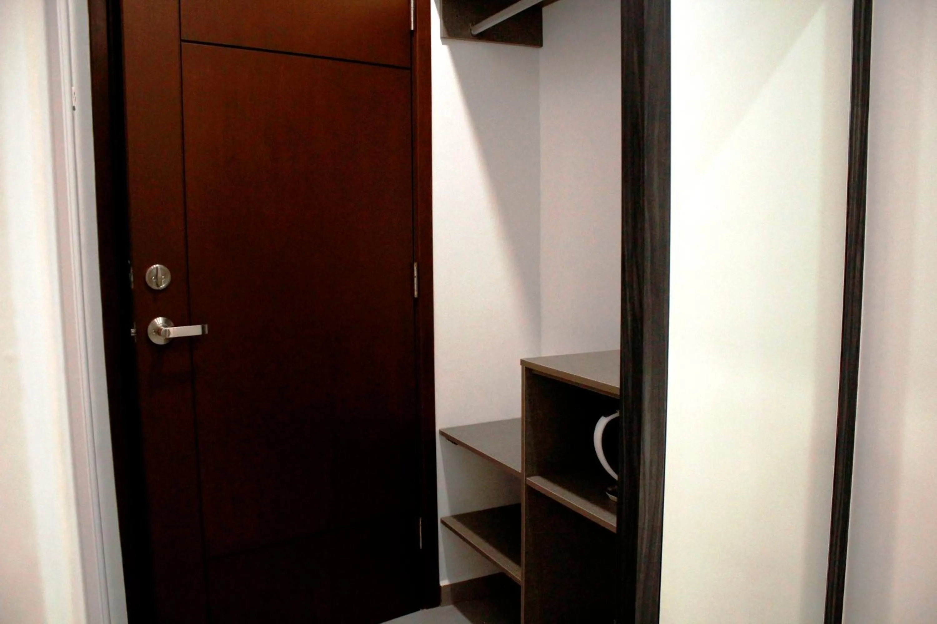 Area and facilities in Austin GuestHouse