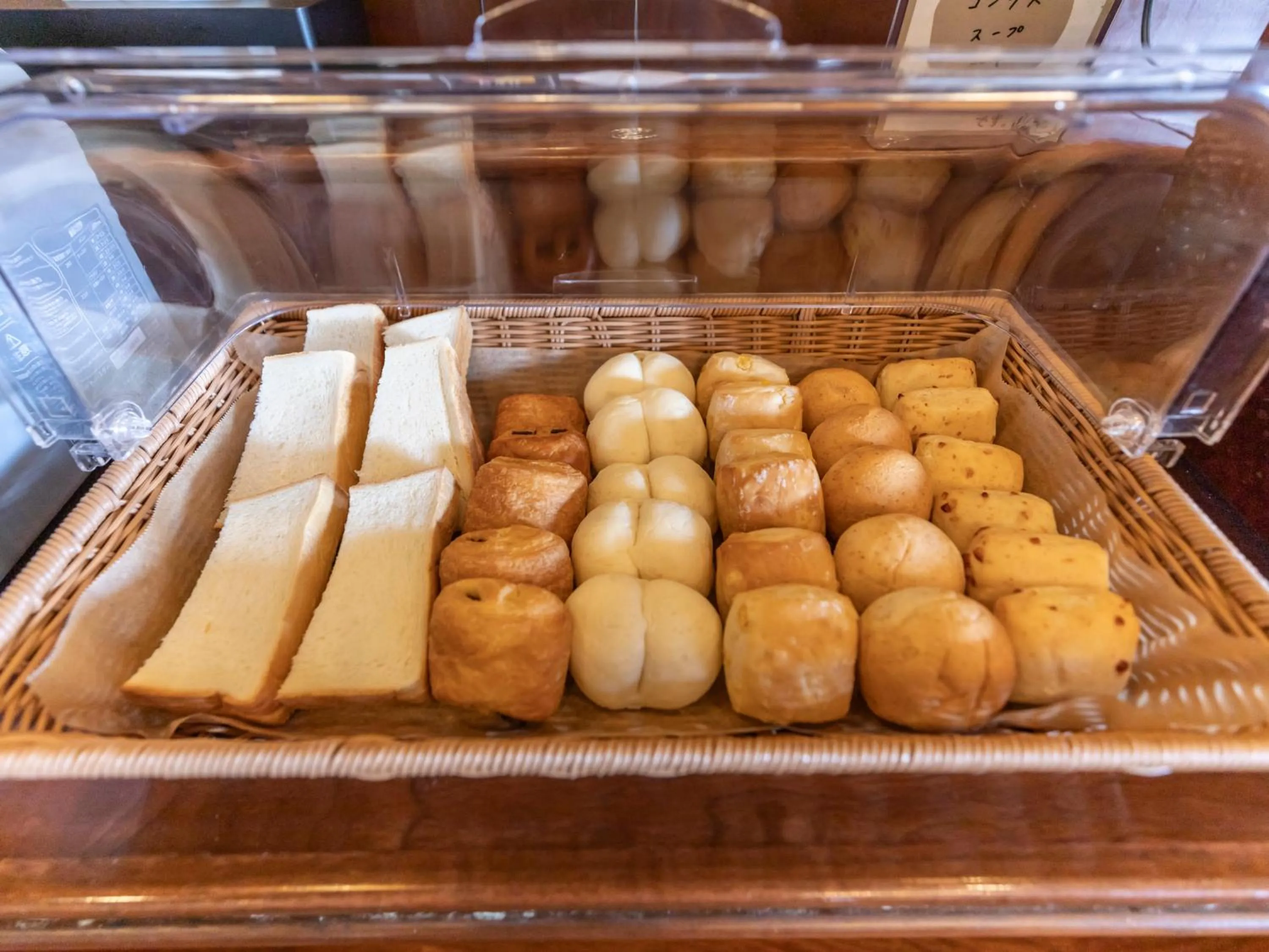 Breakfast in Century Plaza Hotel