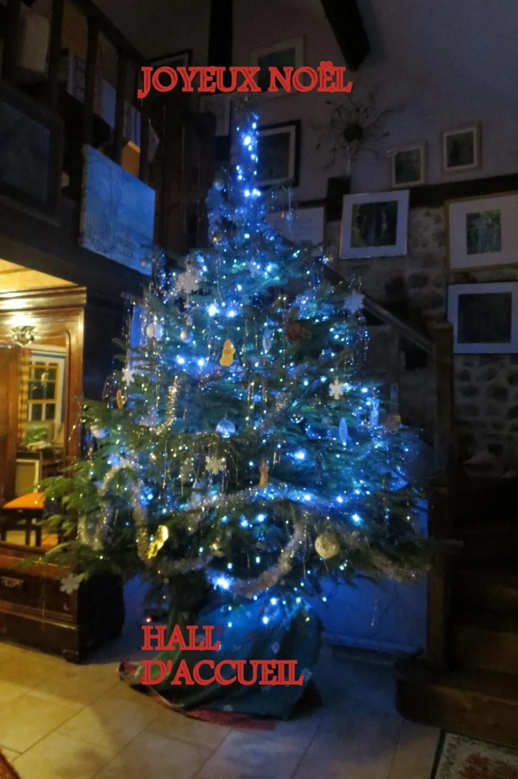 Restaurant/places to eat in Le Chant Des Fees