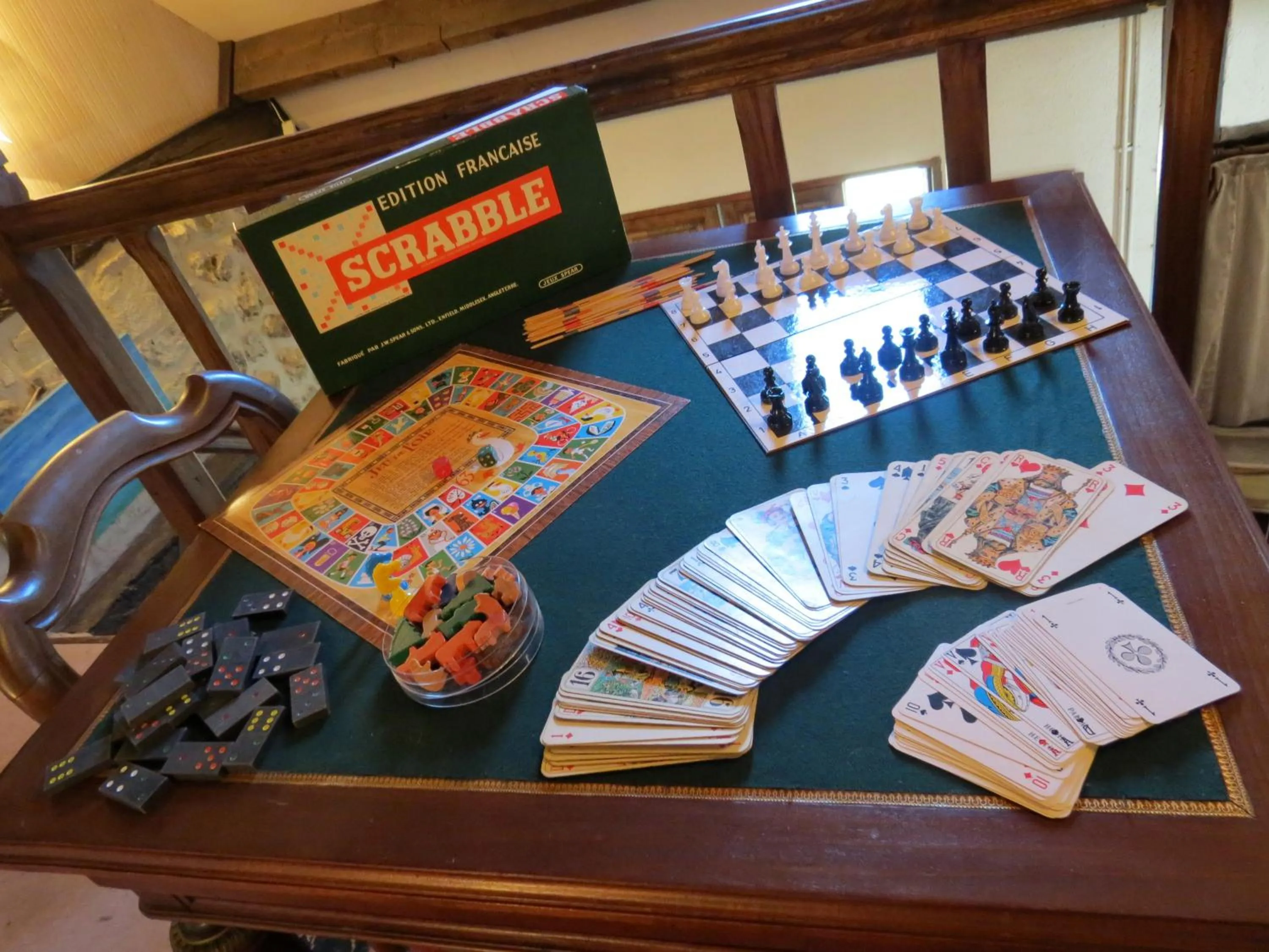 Game Room in Le Chant Des Fees