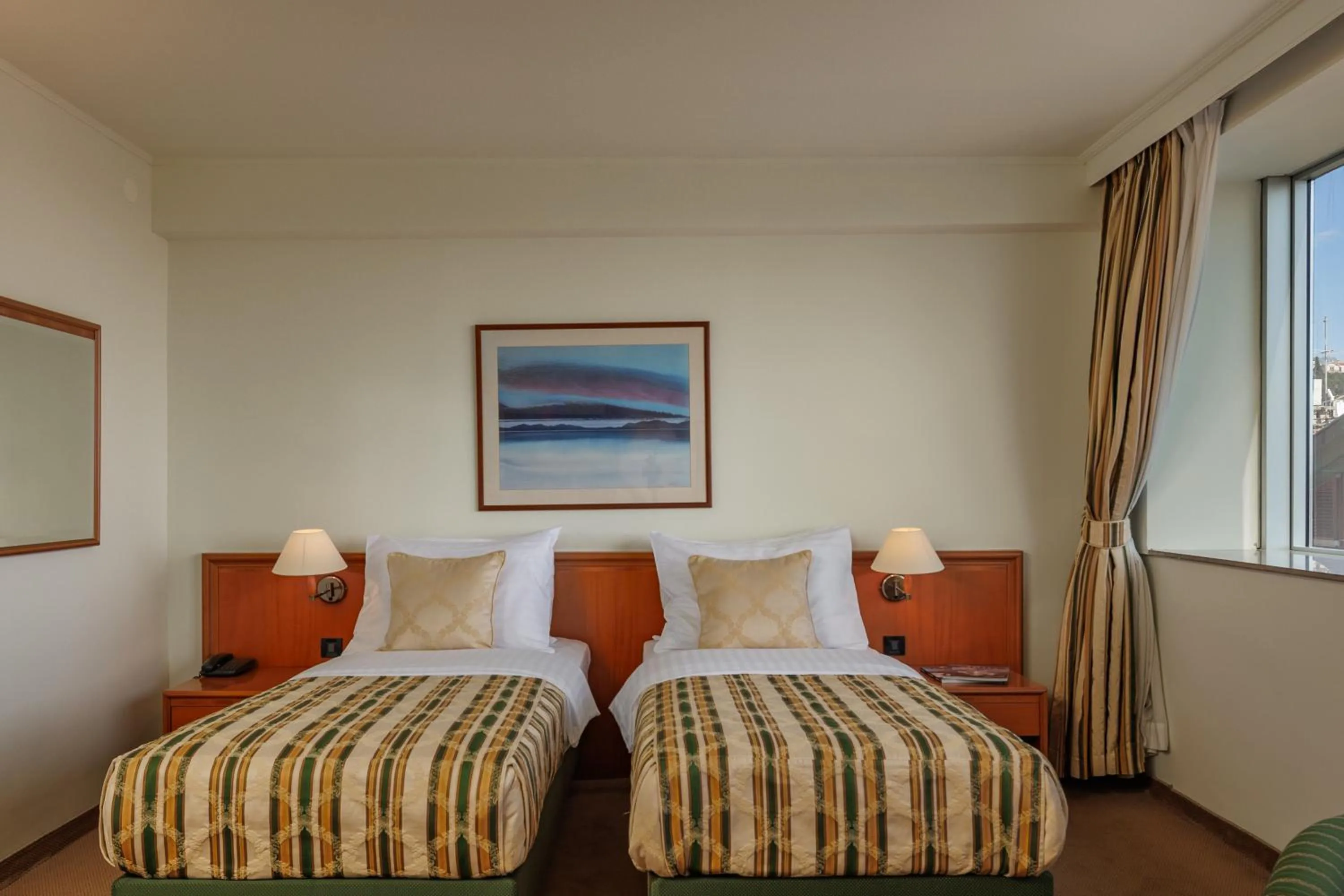 Bedroom, Bed in Grand Hotel Bonavia