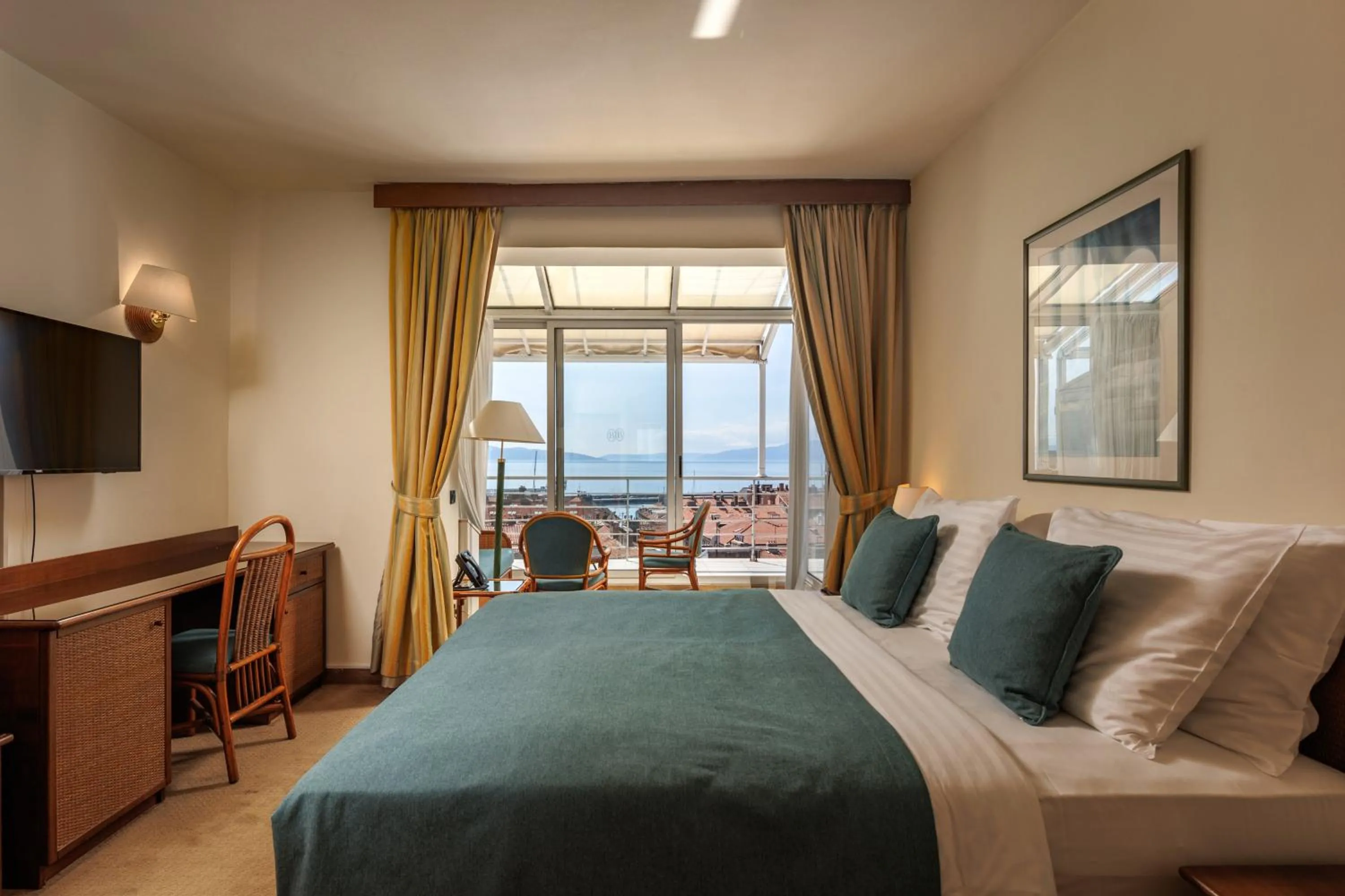 Bed in Grand Hotel Bonavia