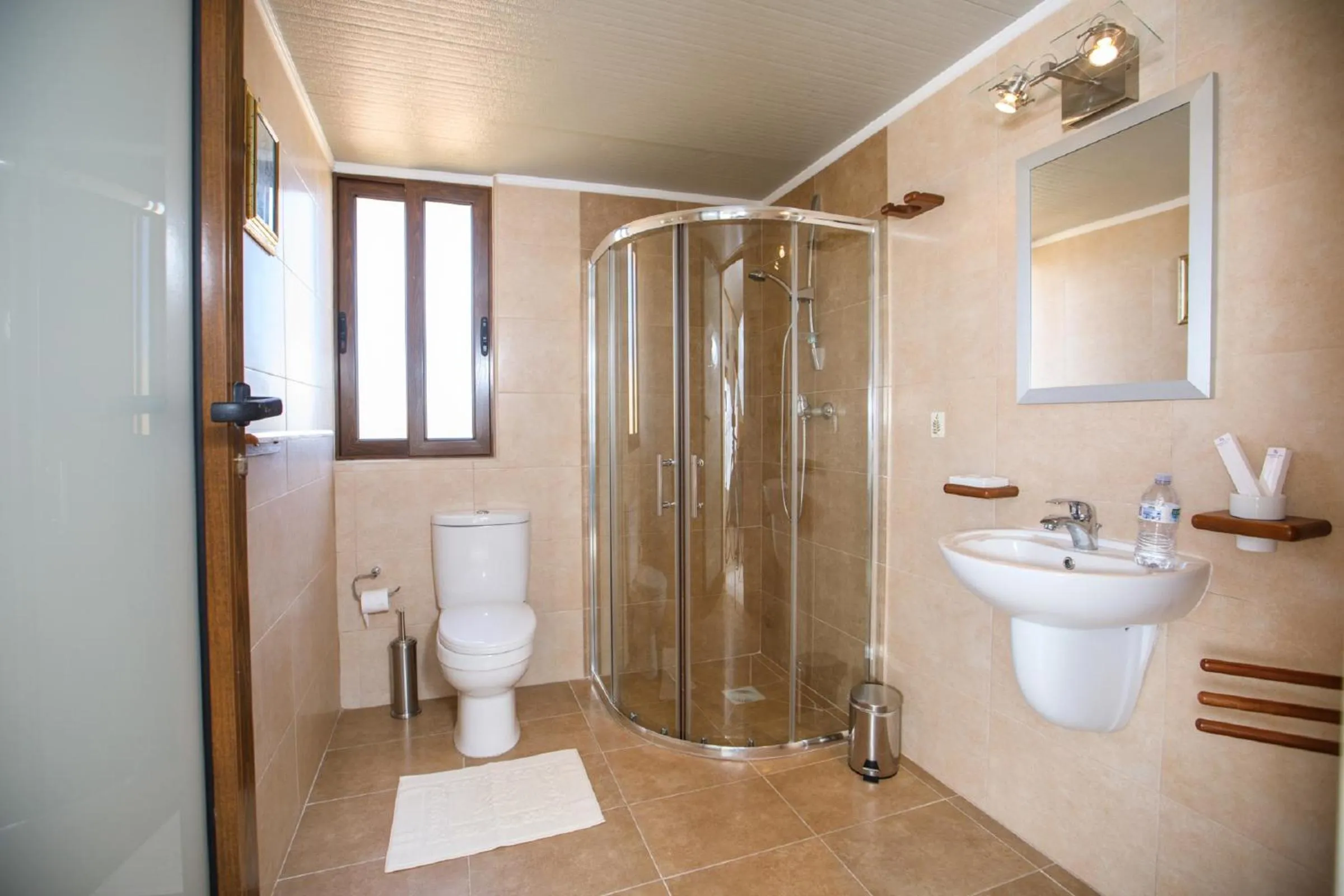 Bathroom in L'Ghorfa