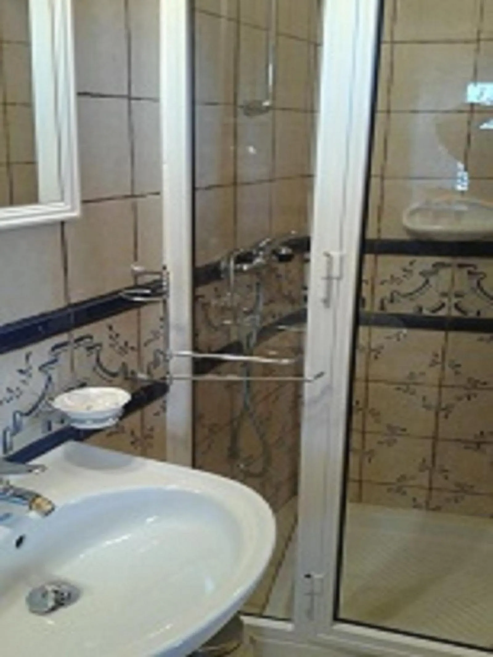Bathroom in L'Ghorfa