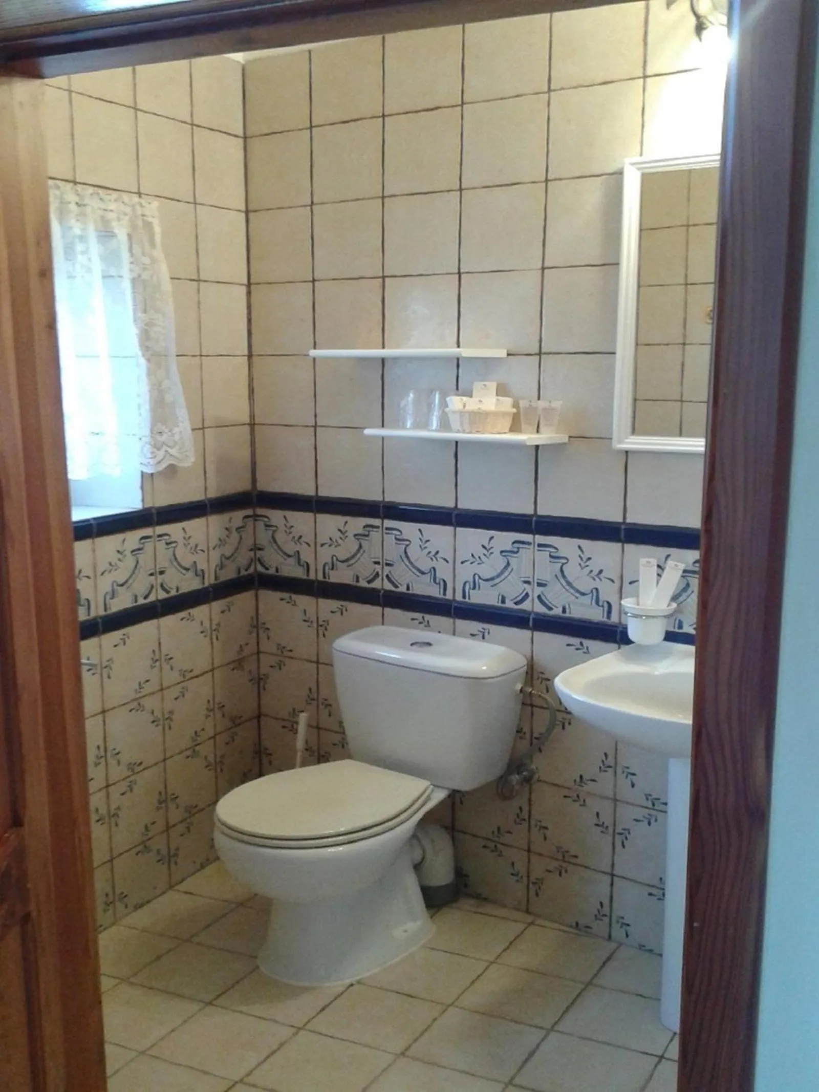 Bathroom in L'Ghorfa