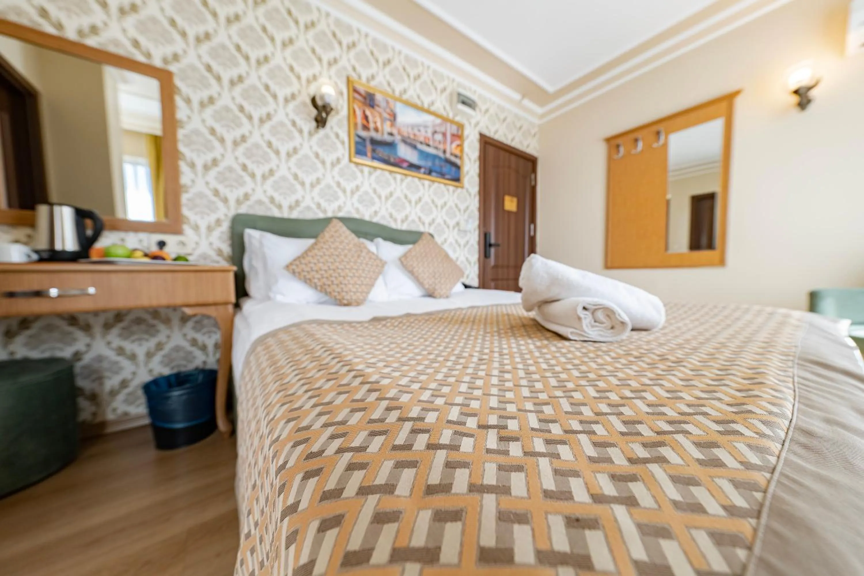 Photo of the whole room, Bed in Grand Hamit Hotel