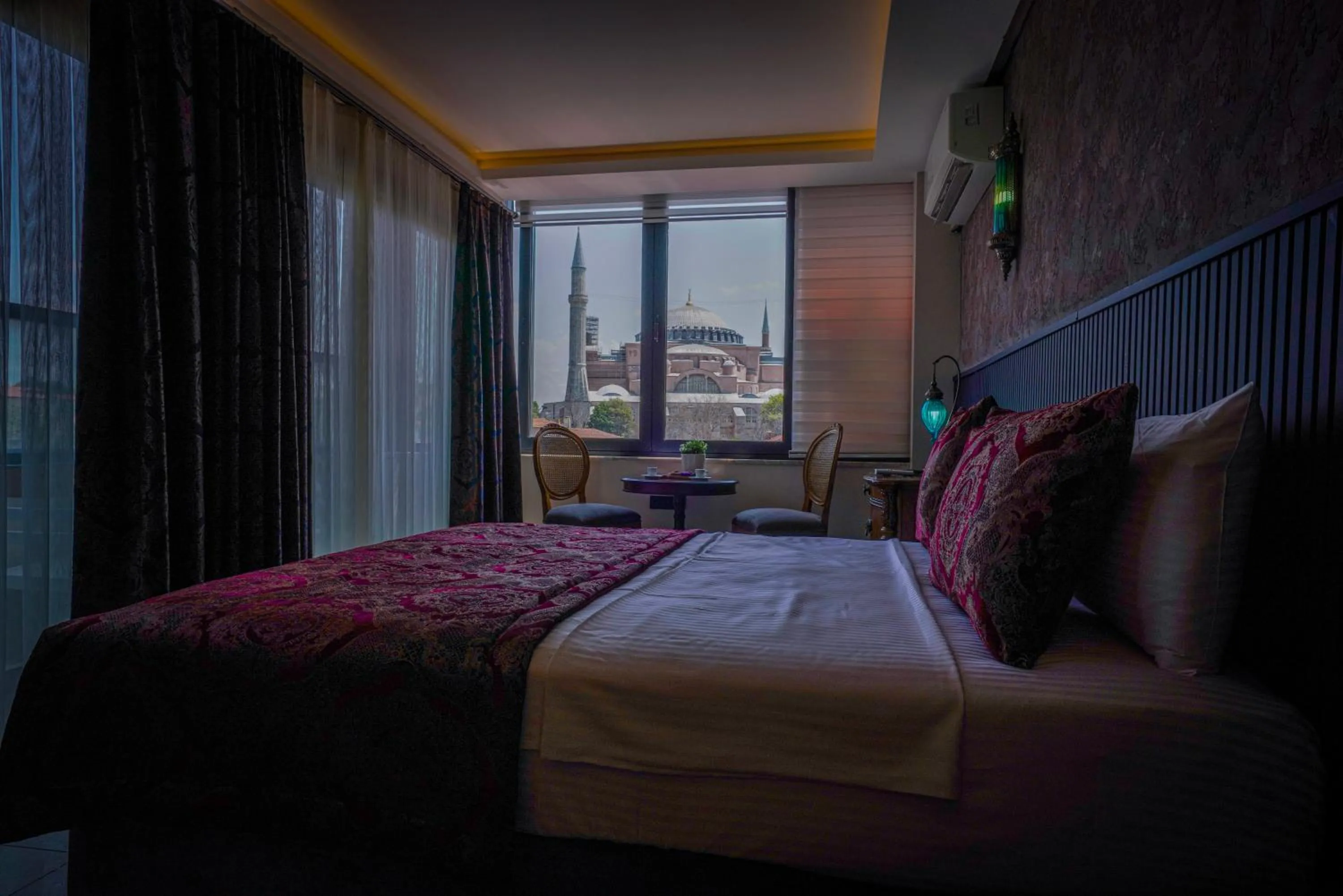 Bed in Bon Hotel Old City