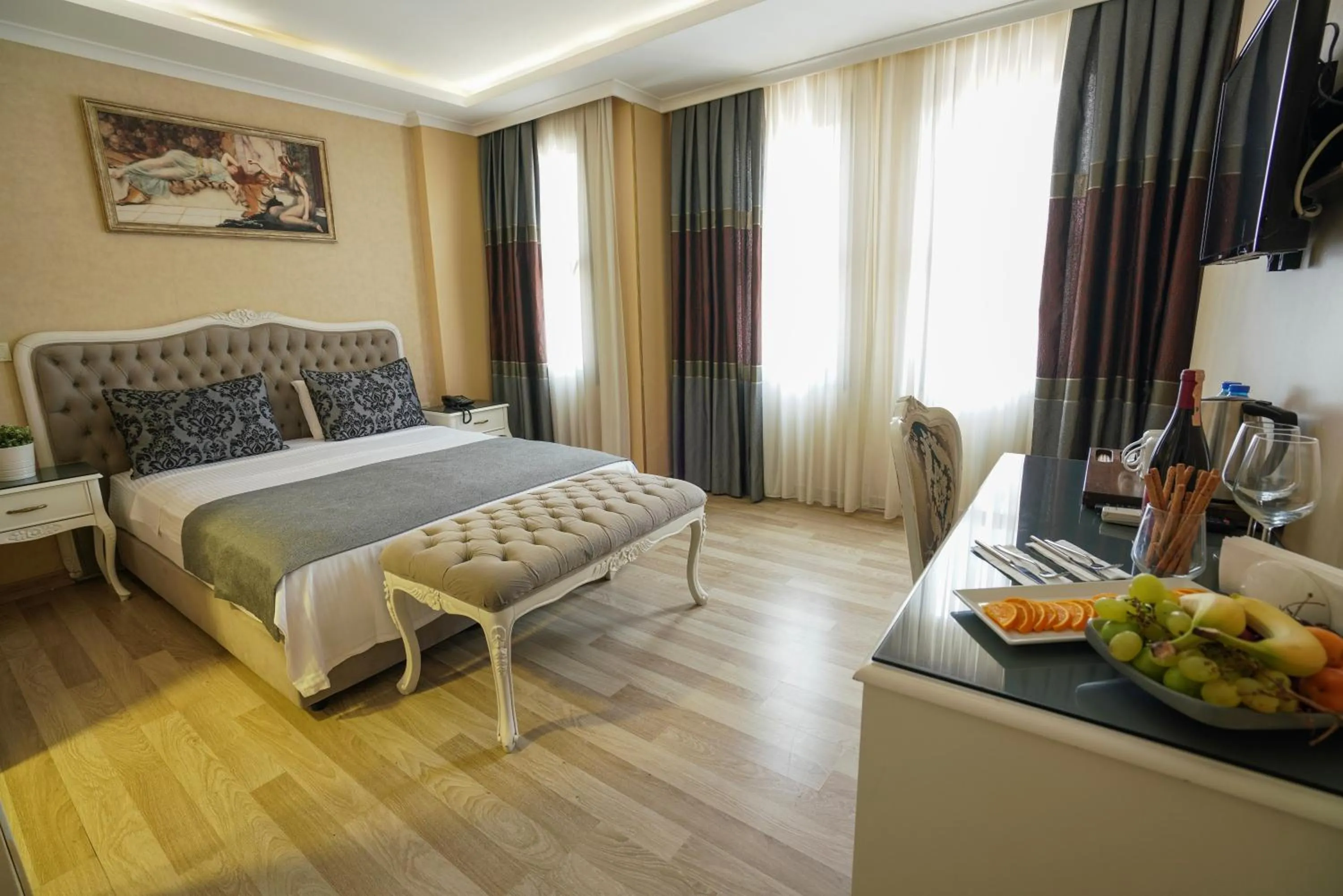 Photo of the whole room, Bed in Bon Hotel Old City