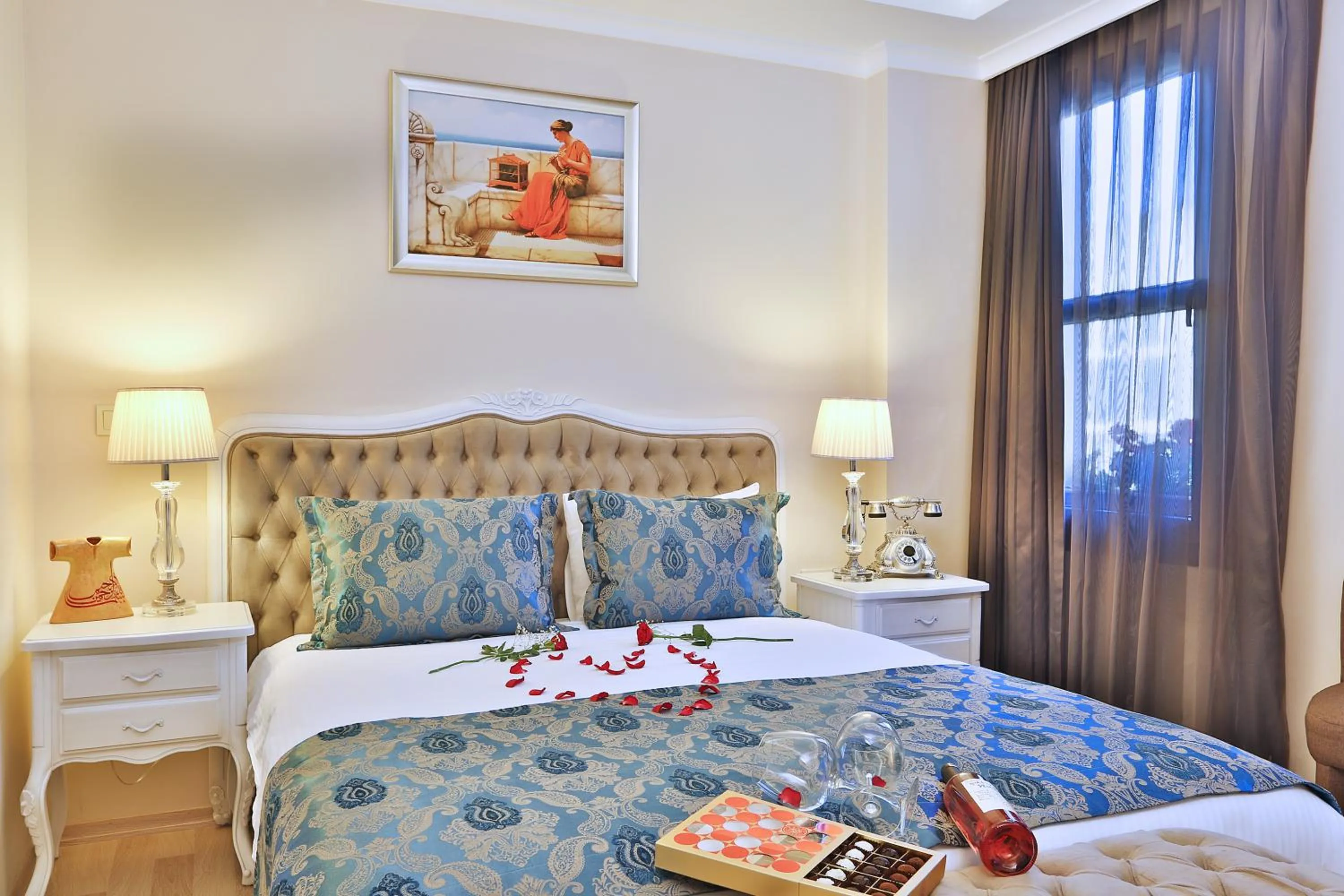 Photo of the whole room, Bed in Bon Hotel Old City