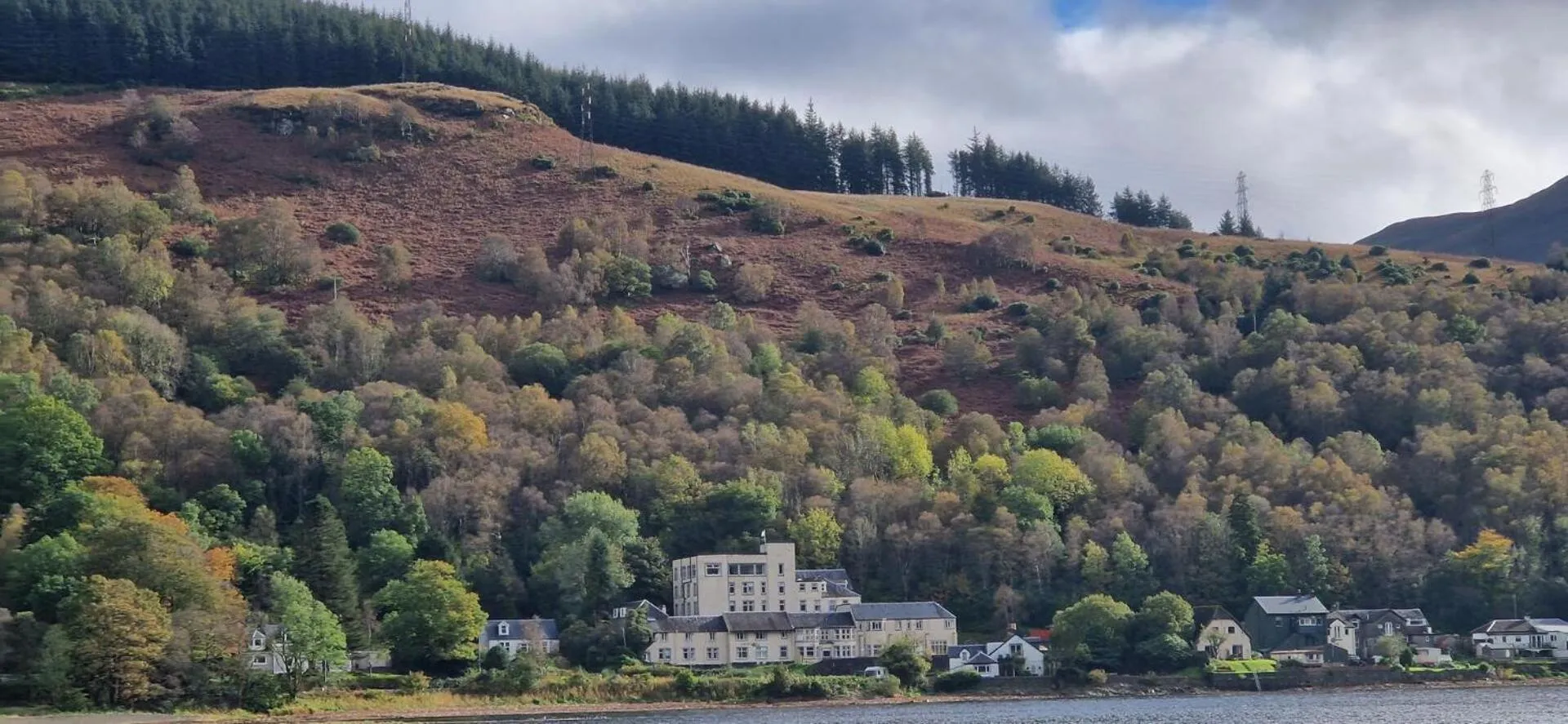 Natural landscape in Loch Long Hotel