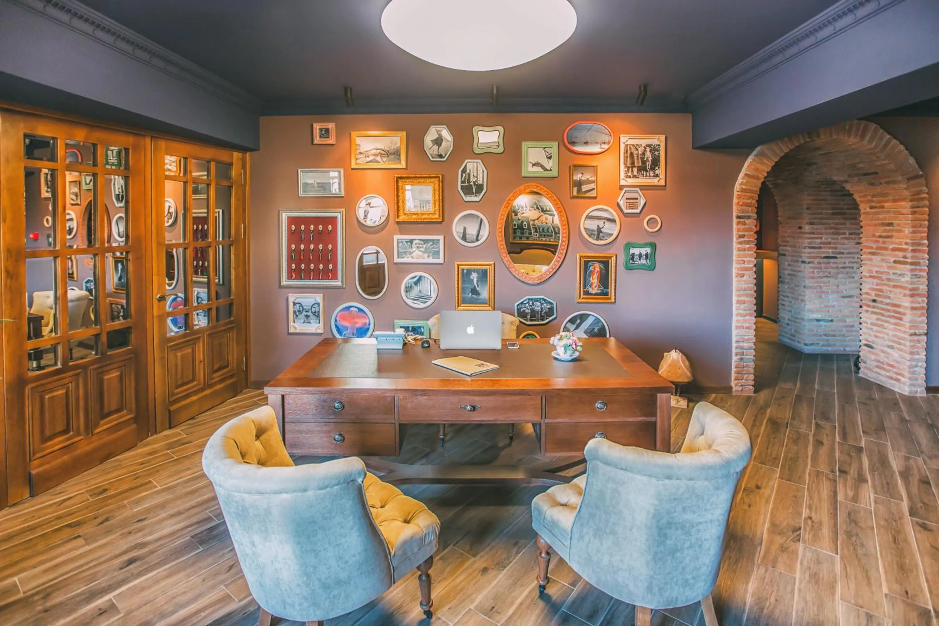 Lobby or reception in Kisi Boutique Hotel