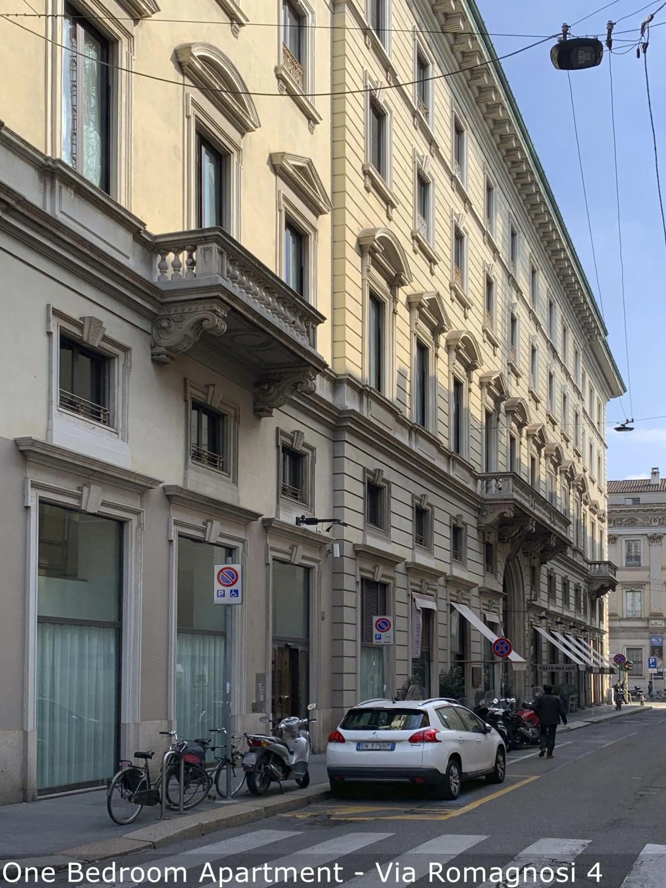 Property building in Brera Apartments Alla Scala