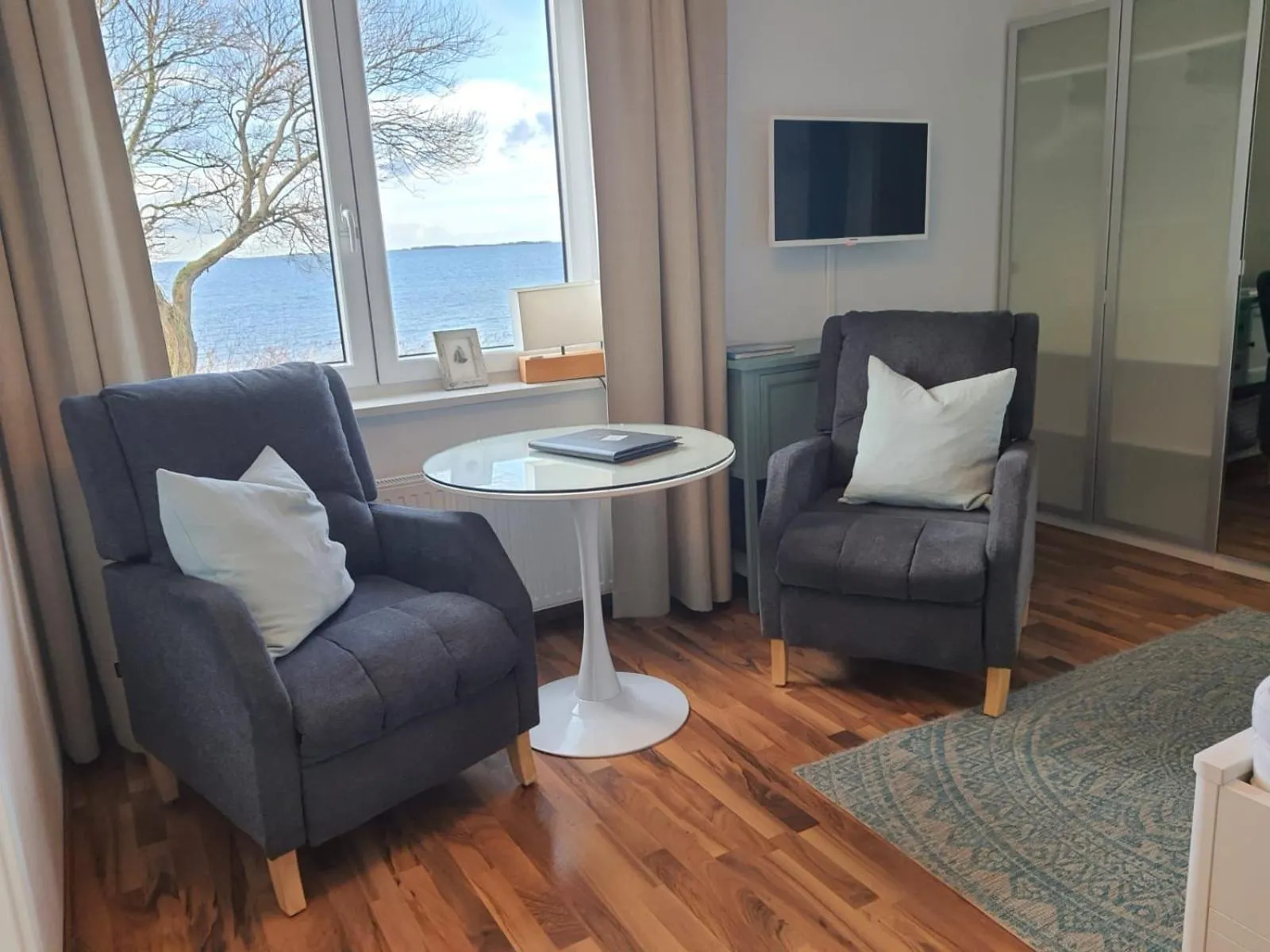 Haus Achtern Diek in erster Reihe am Meer