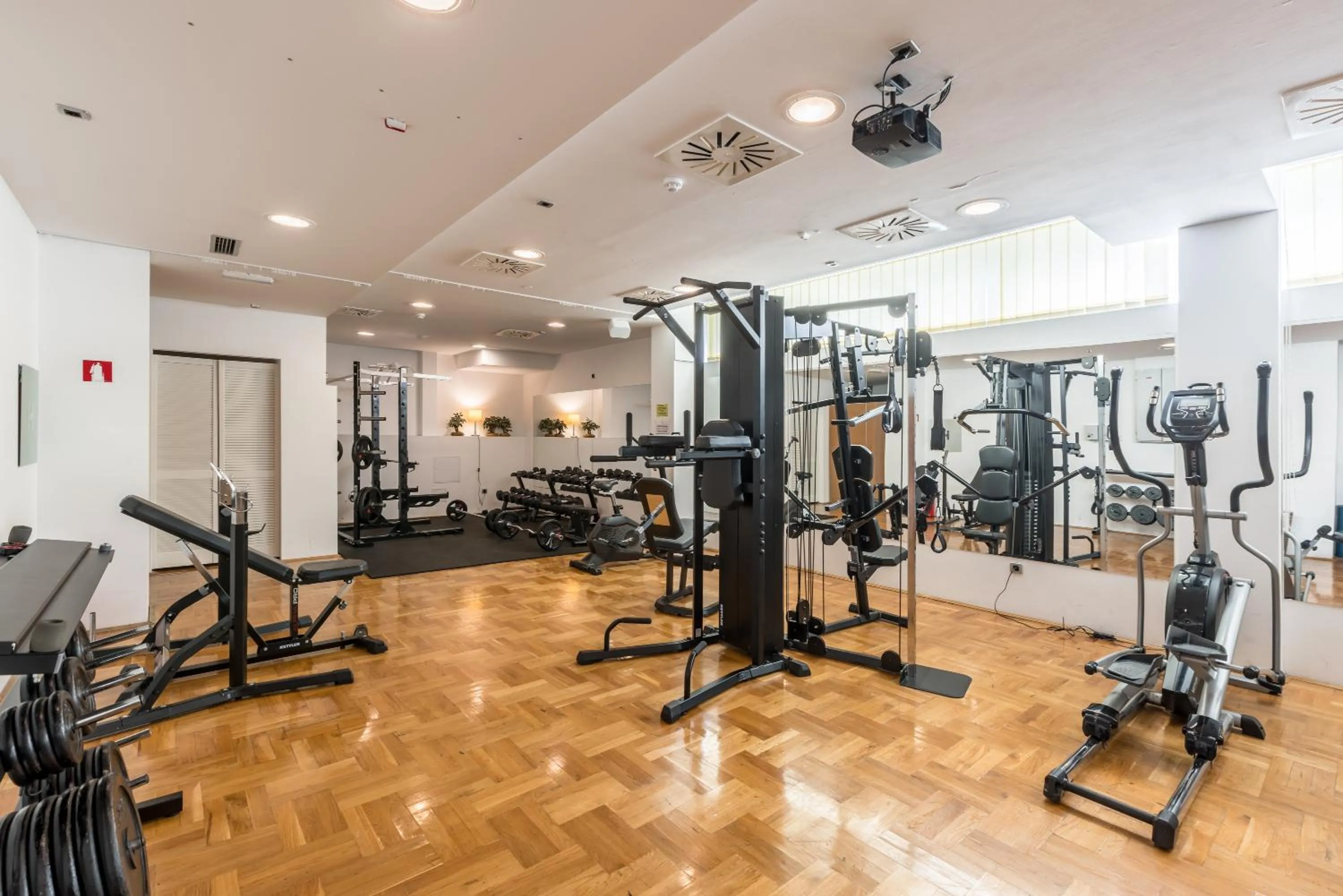 Fitness centre/facilities in Art Hotel