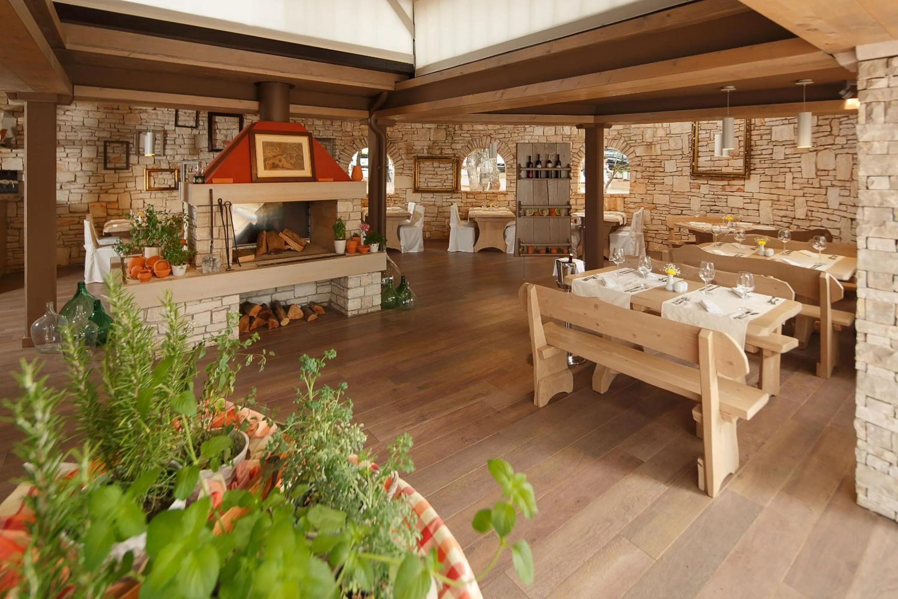 Restaurant/places to eat in Apartments Stella Plava Laguna