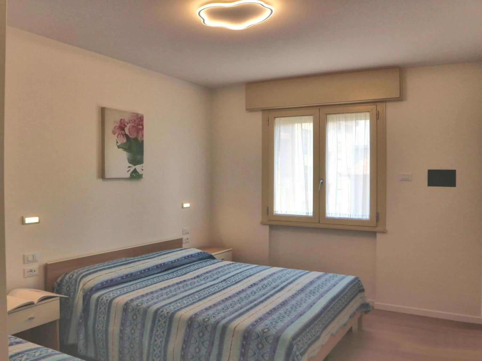 Bedroom, Bed in Burello