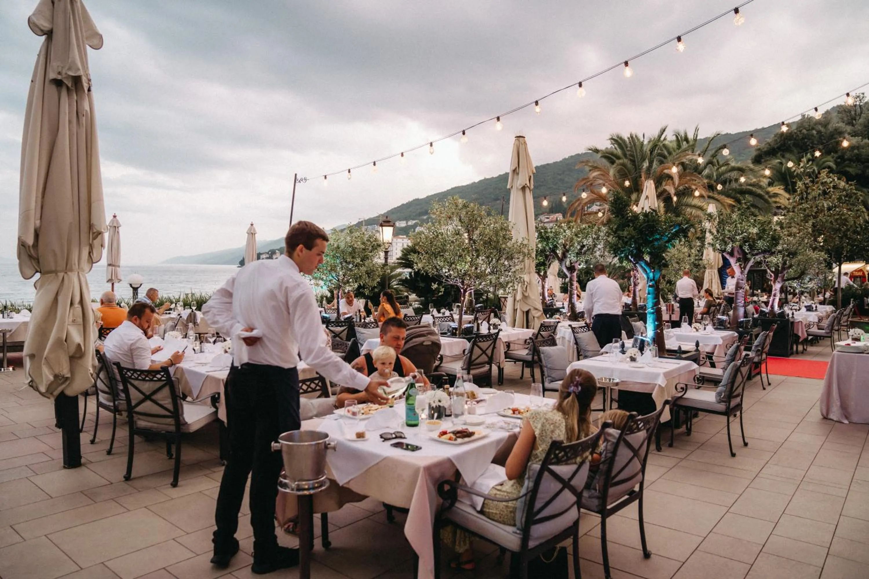 Restaurant/places to eat in Amadria Park Hotel Milenij