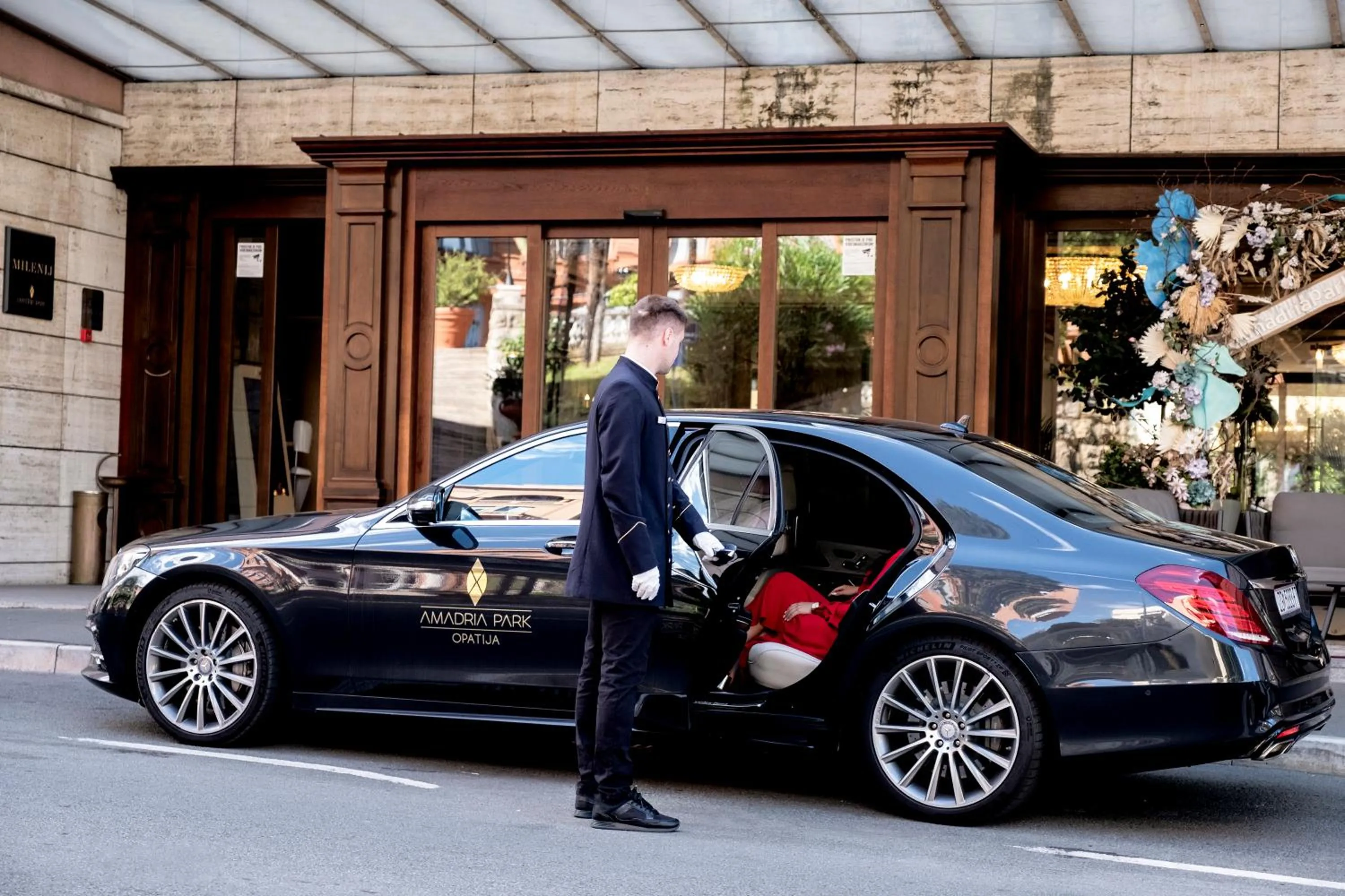 Facade/entrance in Amadria Park Hotel Milenij
