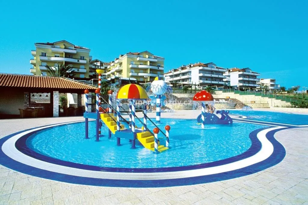 Swimming pool in Skiper Apartments & Golf Resort