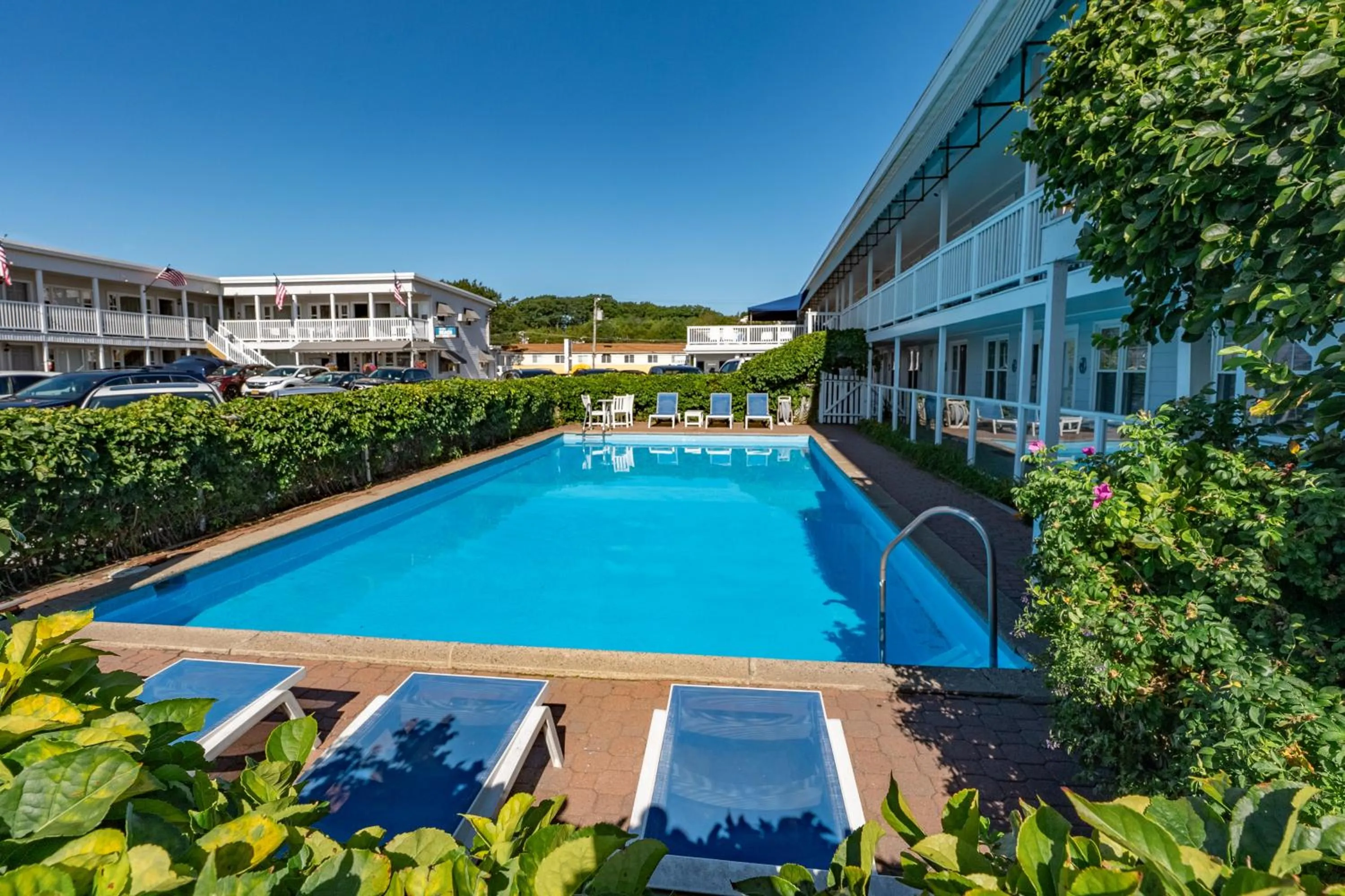 Swimming pool in The Edgewater