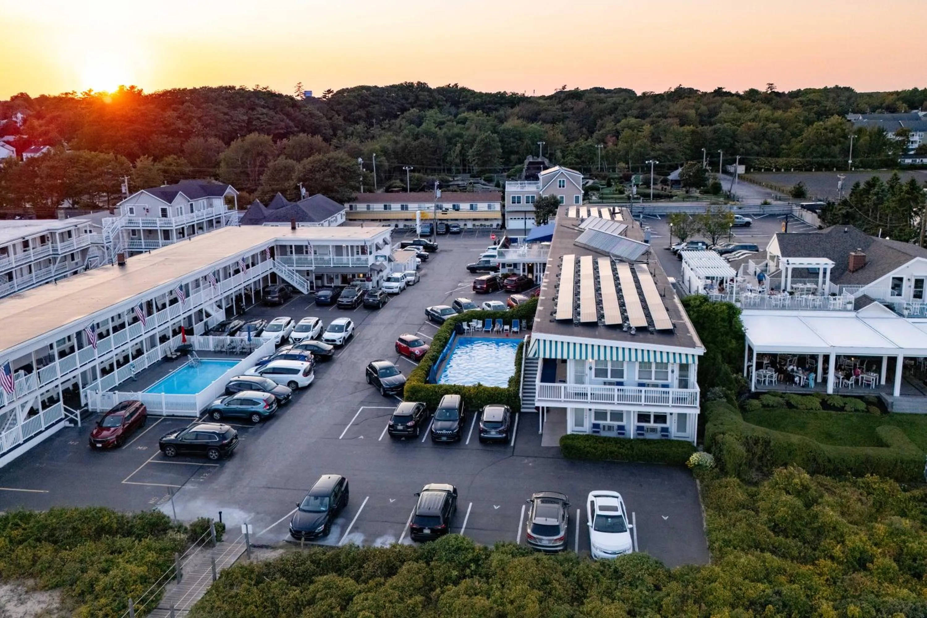 Property building in The Edgewater
