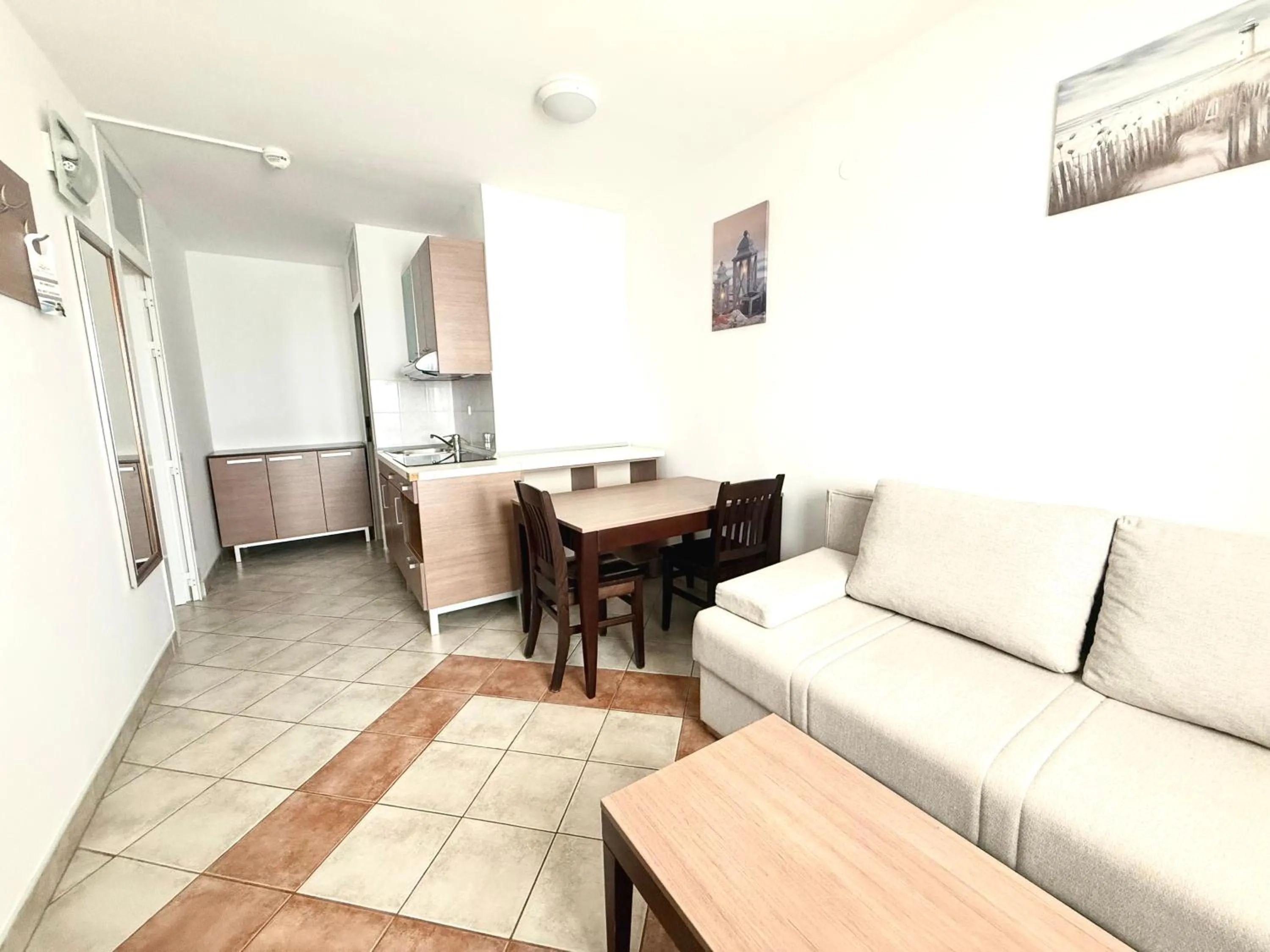 Kitchen or kitchenette in Hotel Priscapac Resort & Apartments