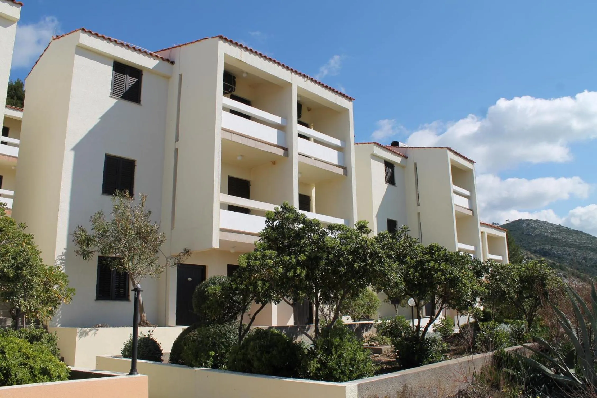 Property building in Hotel Priscapac Resort & Apartments