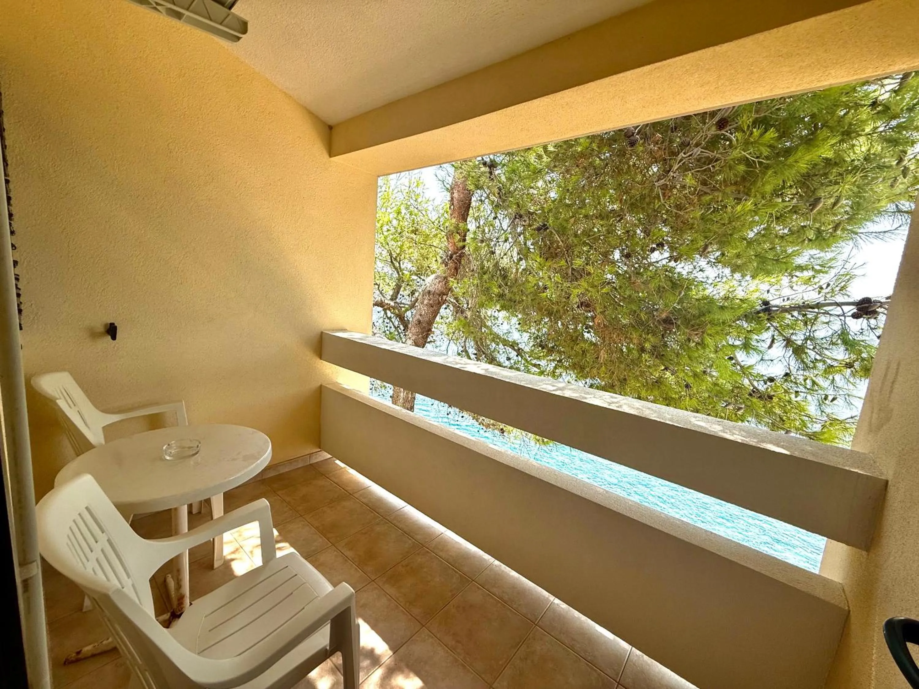 Balcony/Terrace in Hotel Priscapac Resort & Apartments