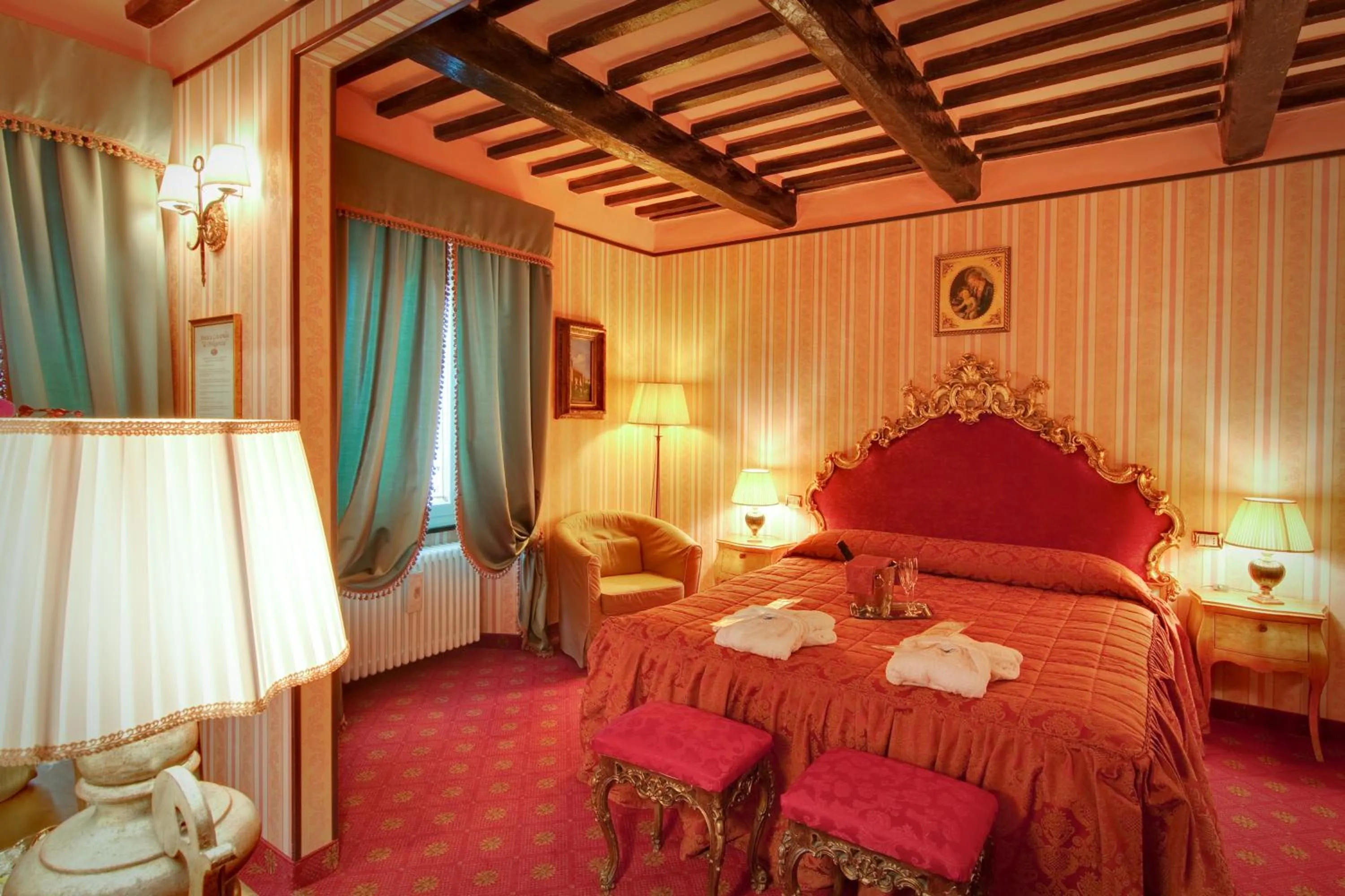 Bedroom, Bed in Relais Antica Locanda La Diligenza