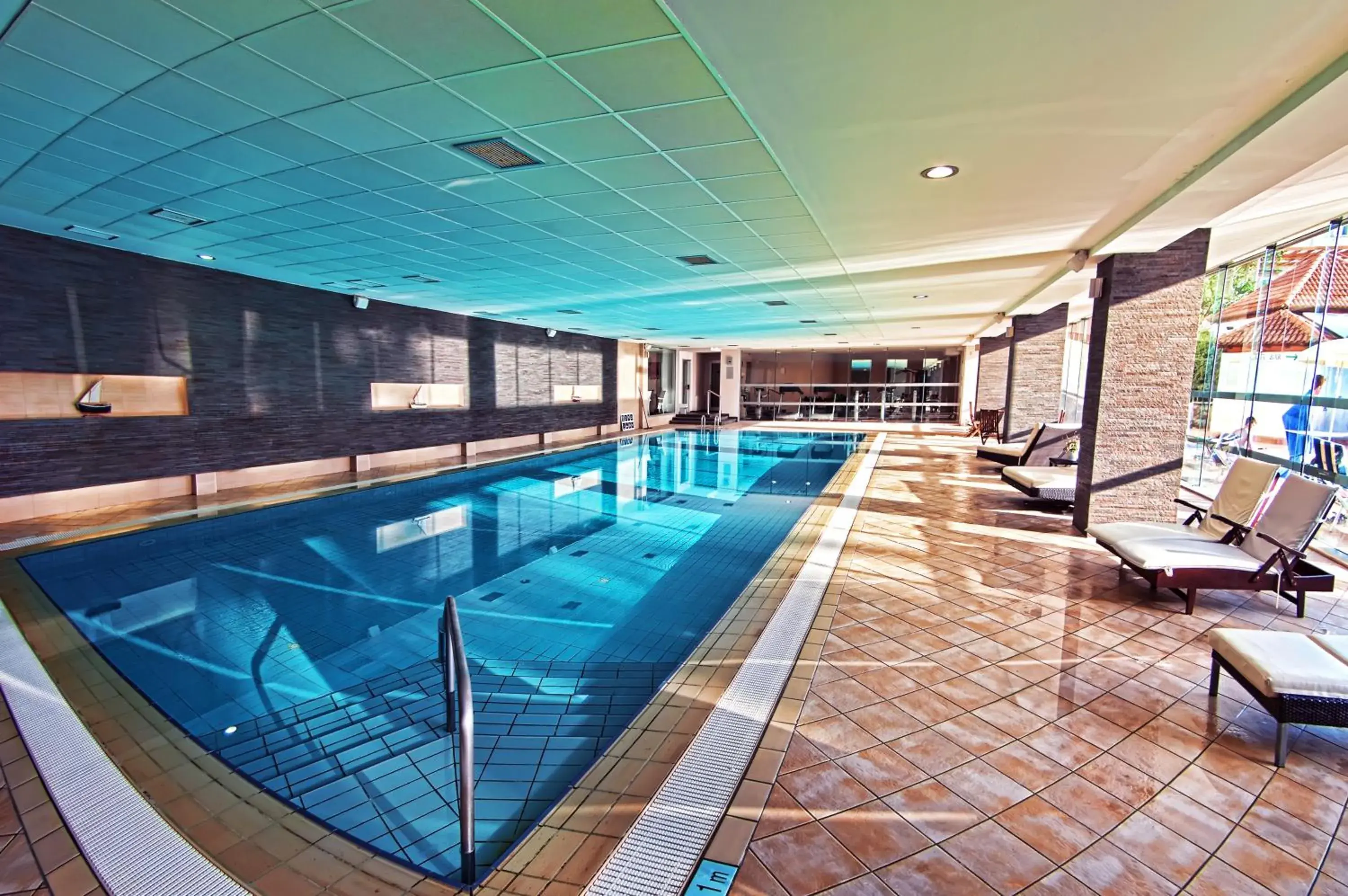 Swimming pool in Grand Hotel Park Swimming pool in Grand Hotel Park