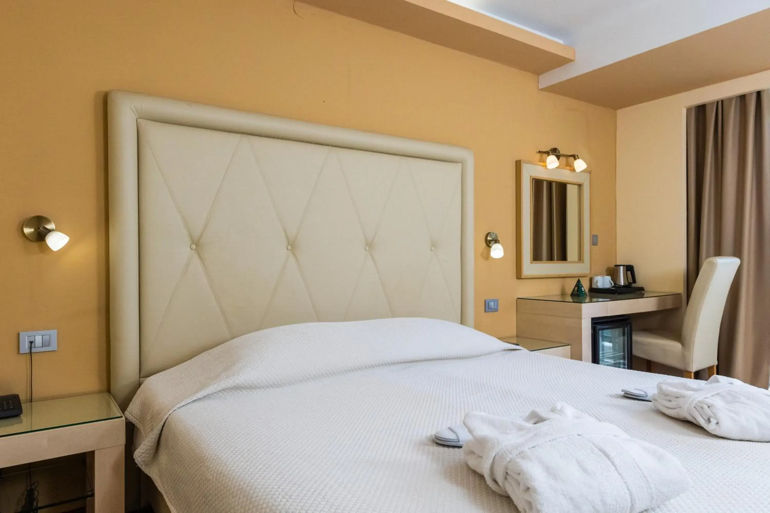 Double/Twin Room with Balcony and Park View in Grand Hotel Park Double/Twin Room with Balcony and Park View in Grand Hotel Park