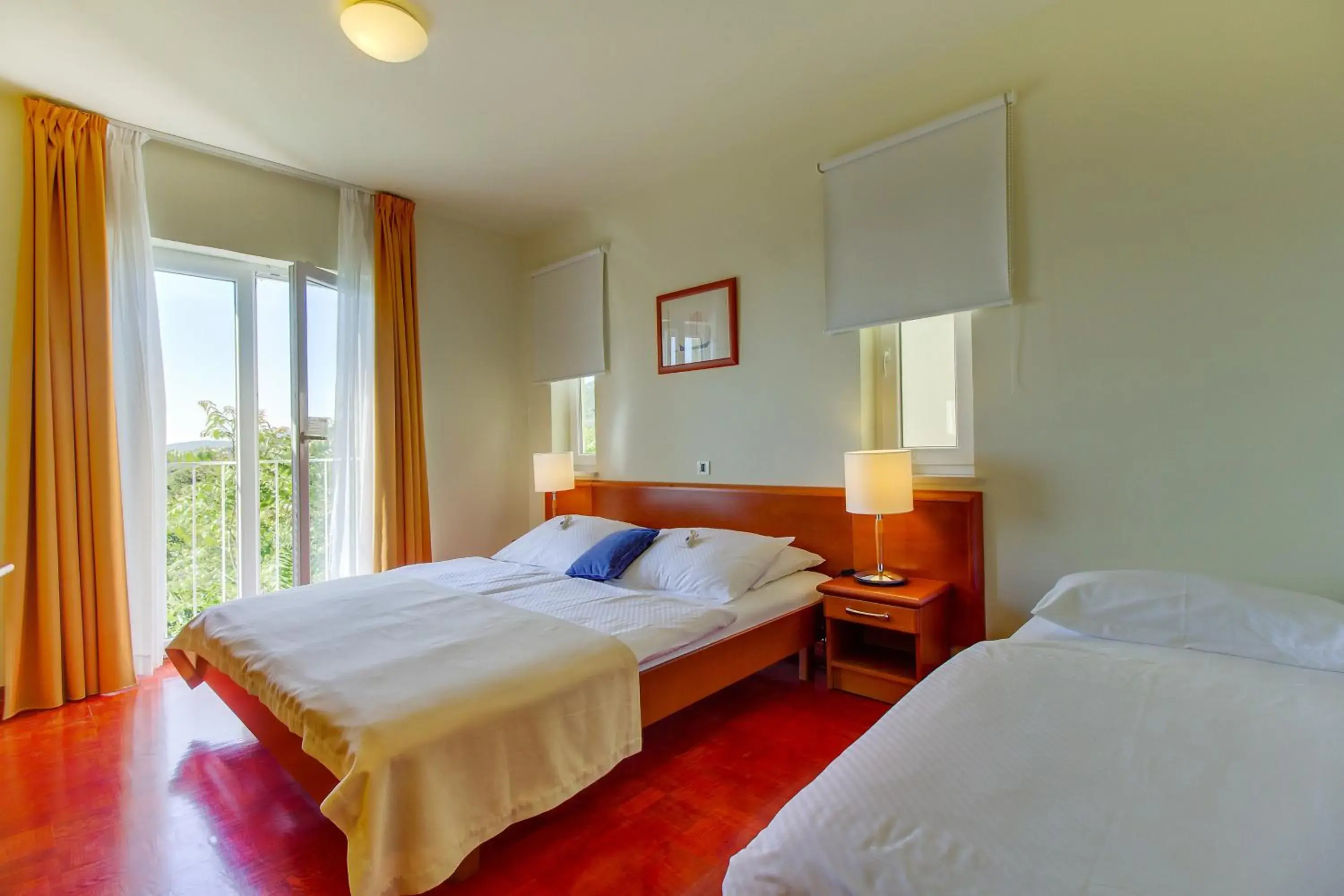 Triple Room in Hotel Manora Triple Room in Hotel Manora
