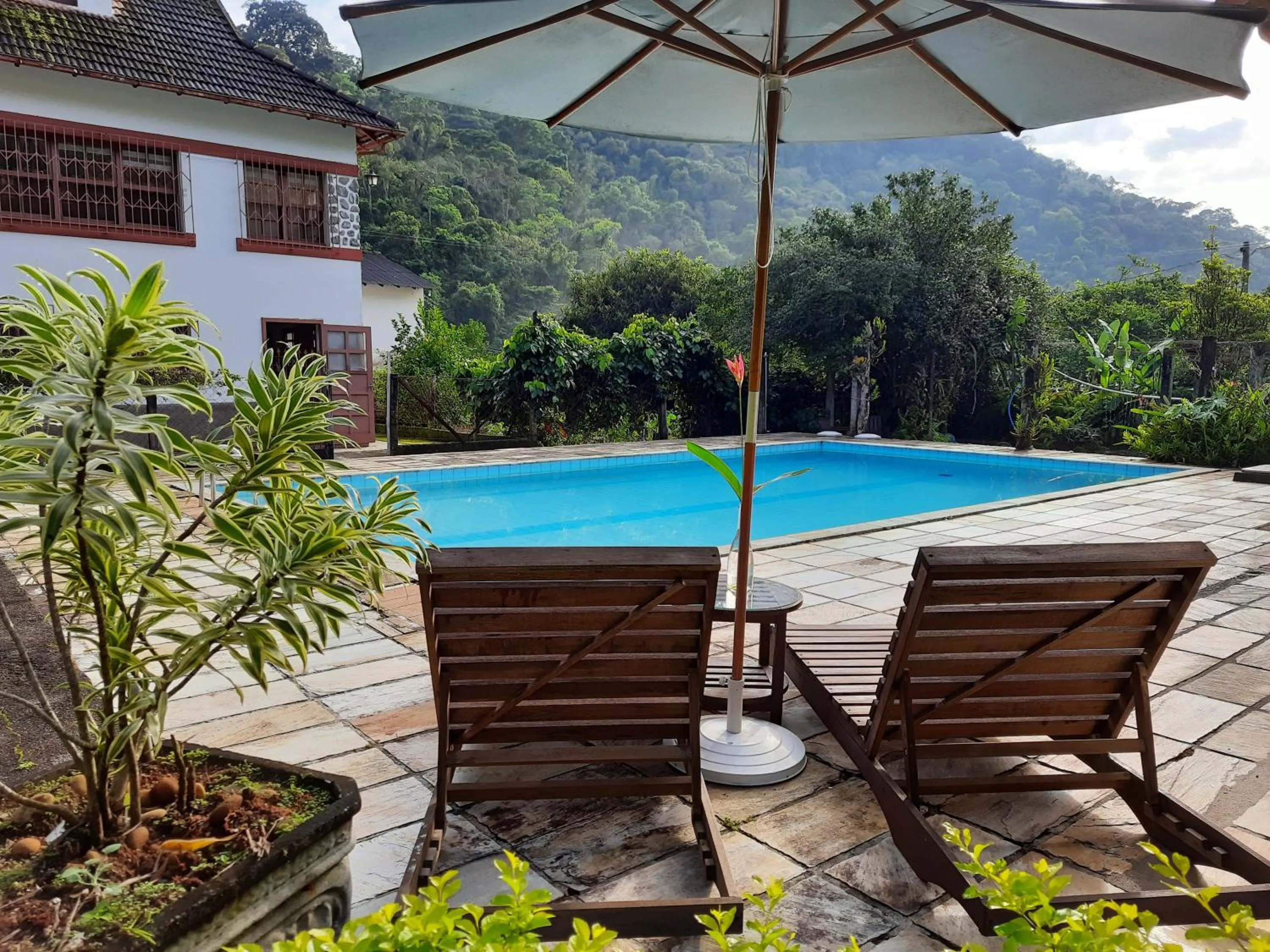 Pool view in Agellum Bed & Breakfast
