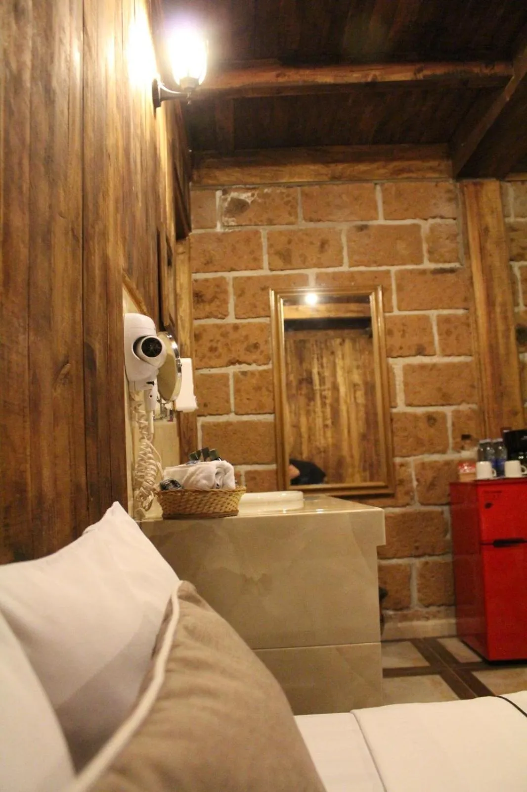 Bed in Hotel Real Nirvana